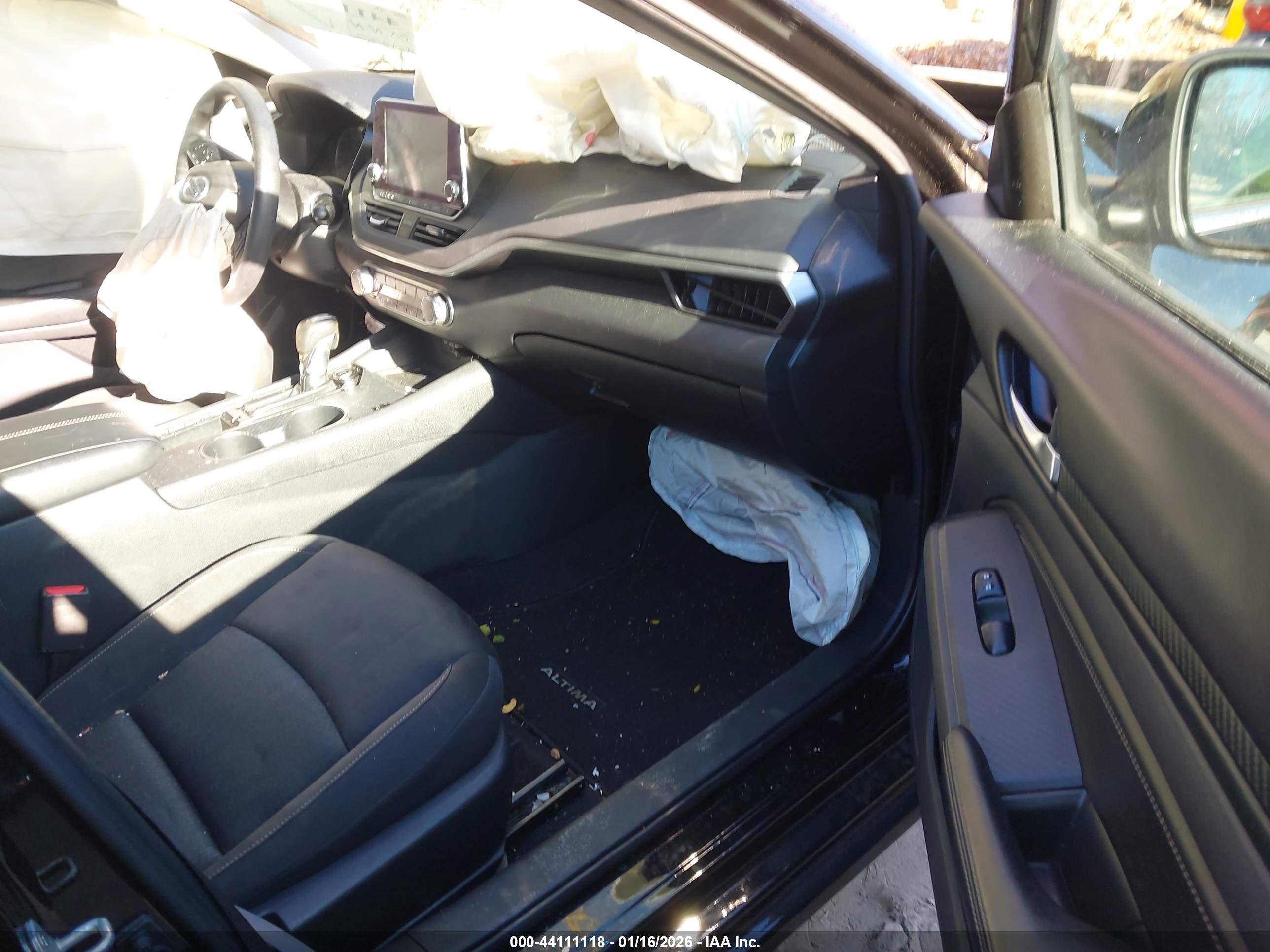 NISSAN ALTIMA image 5