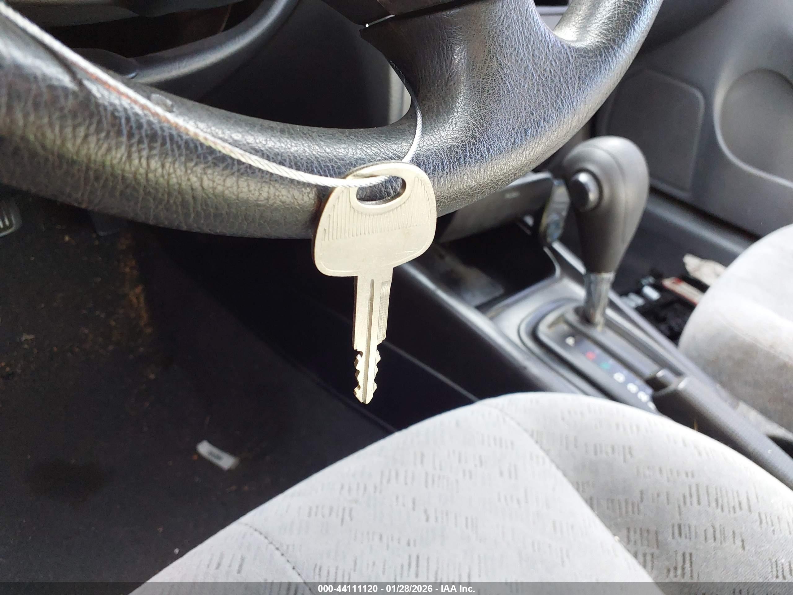 HYUNDAI ELANTRA image 11
