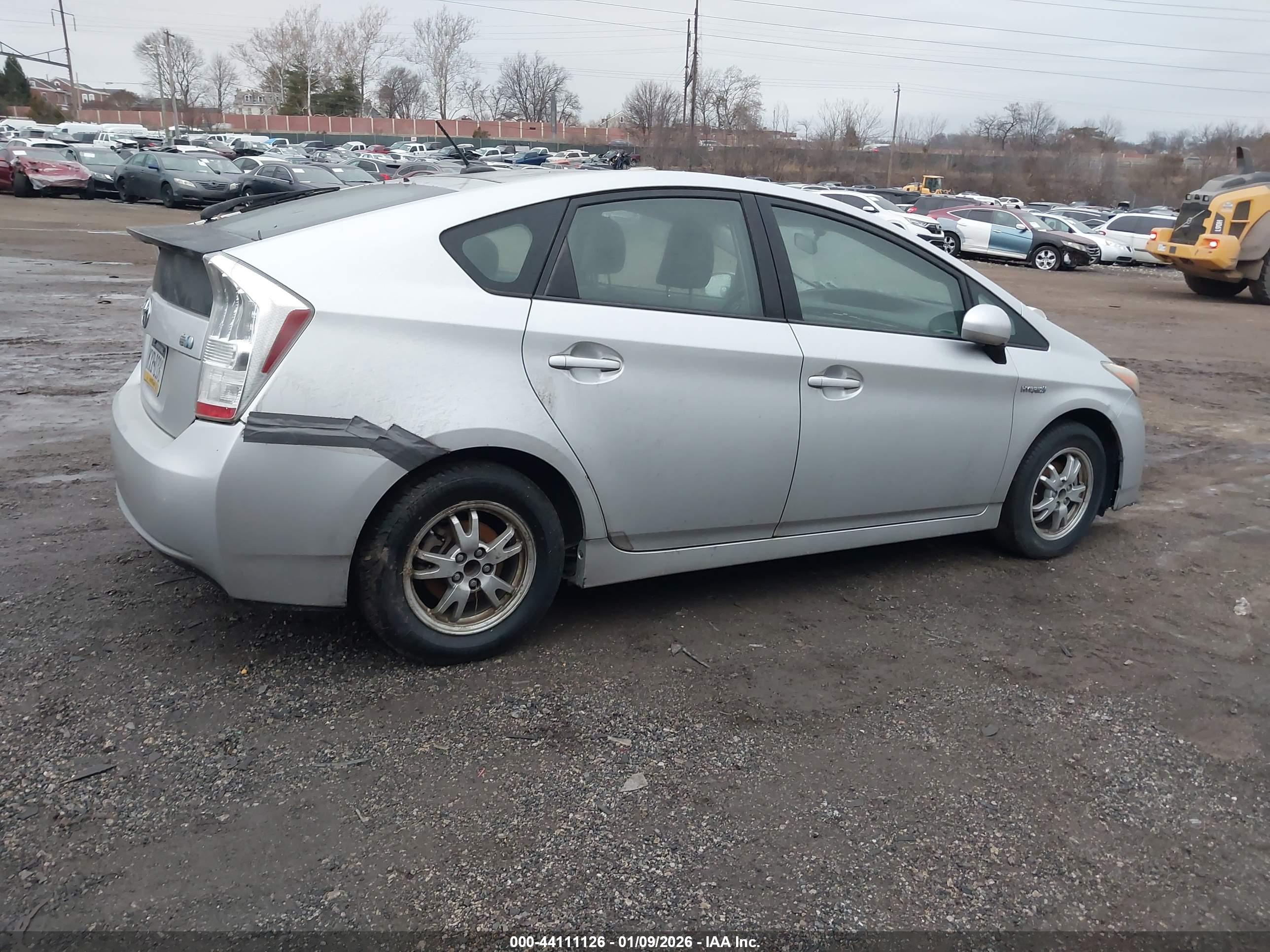 TOYOTA PRIUS image 4
