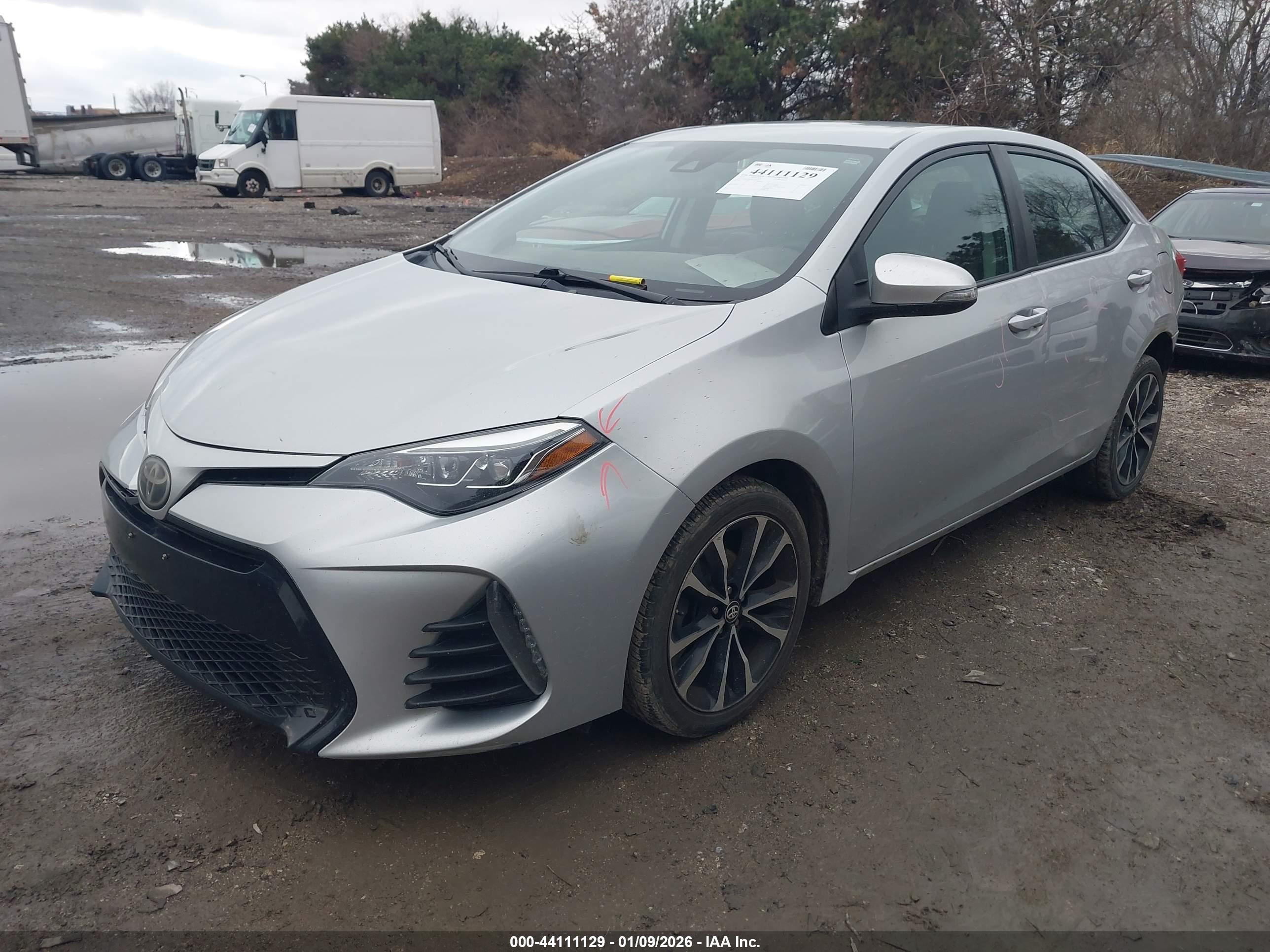 TOYOTA COROLLA image 2