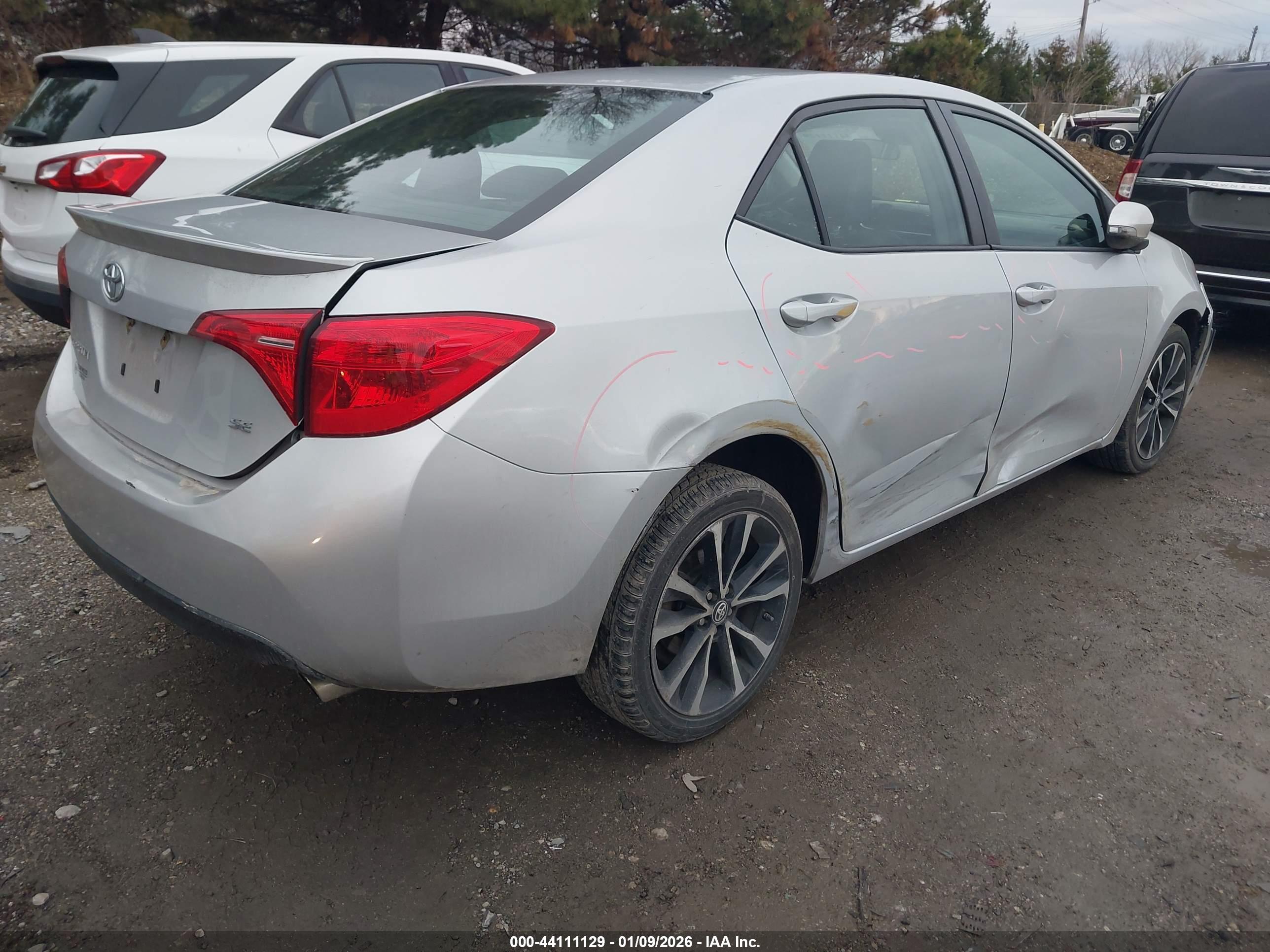 TOYOTA COROLLA image 4