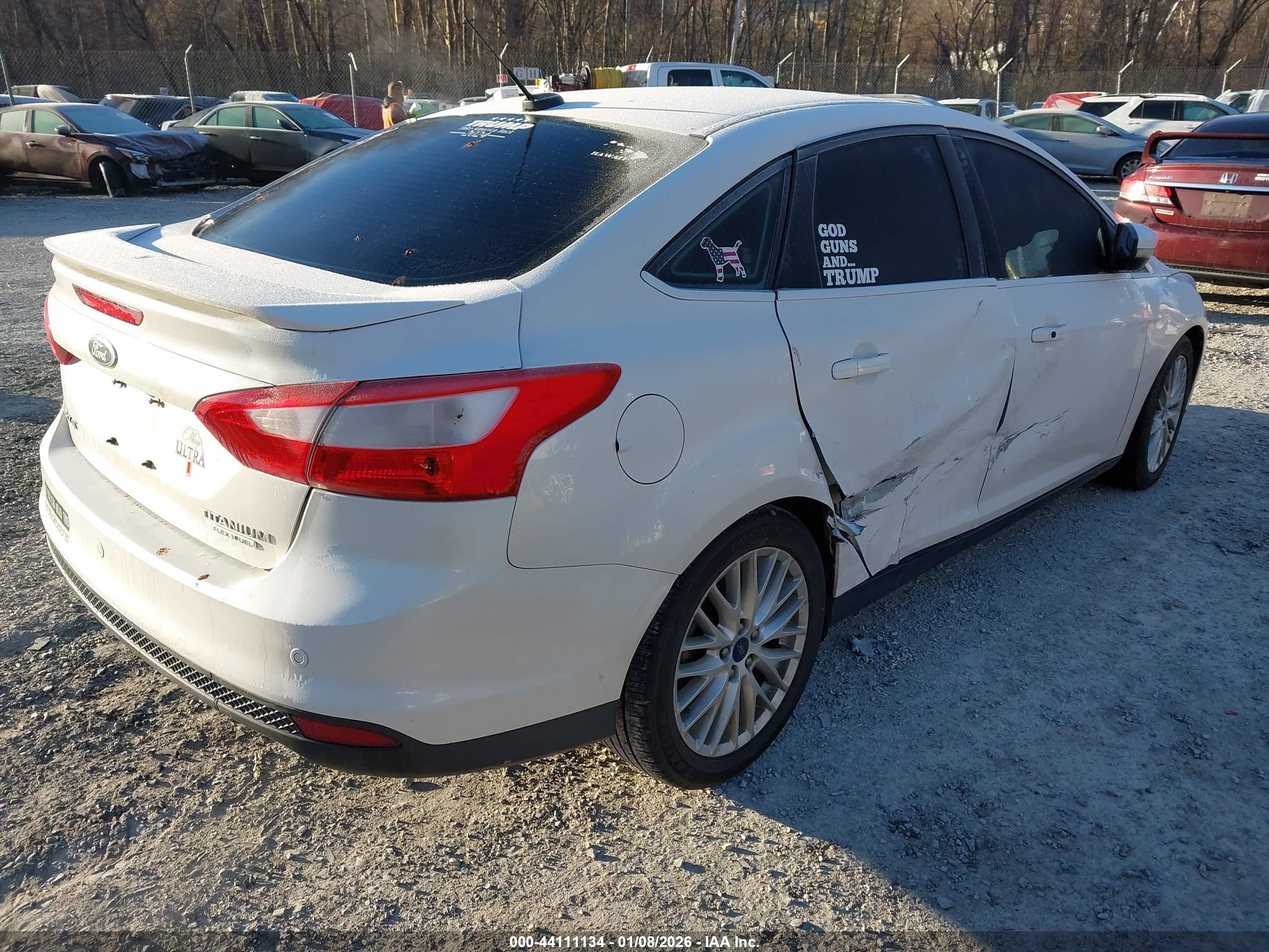 FORD FOCUS image 4