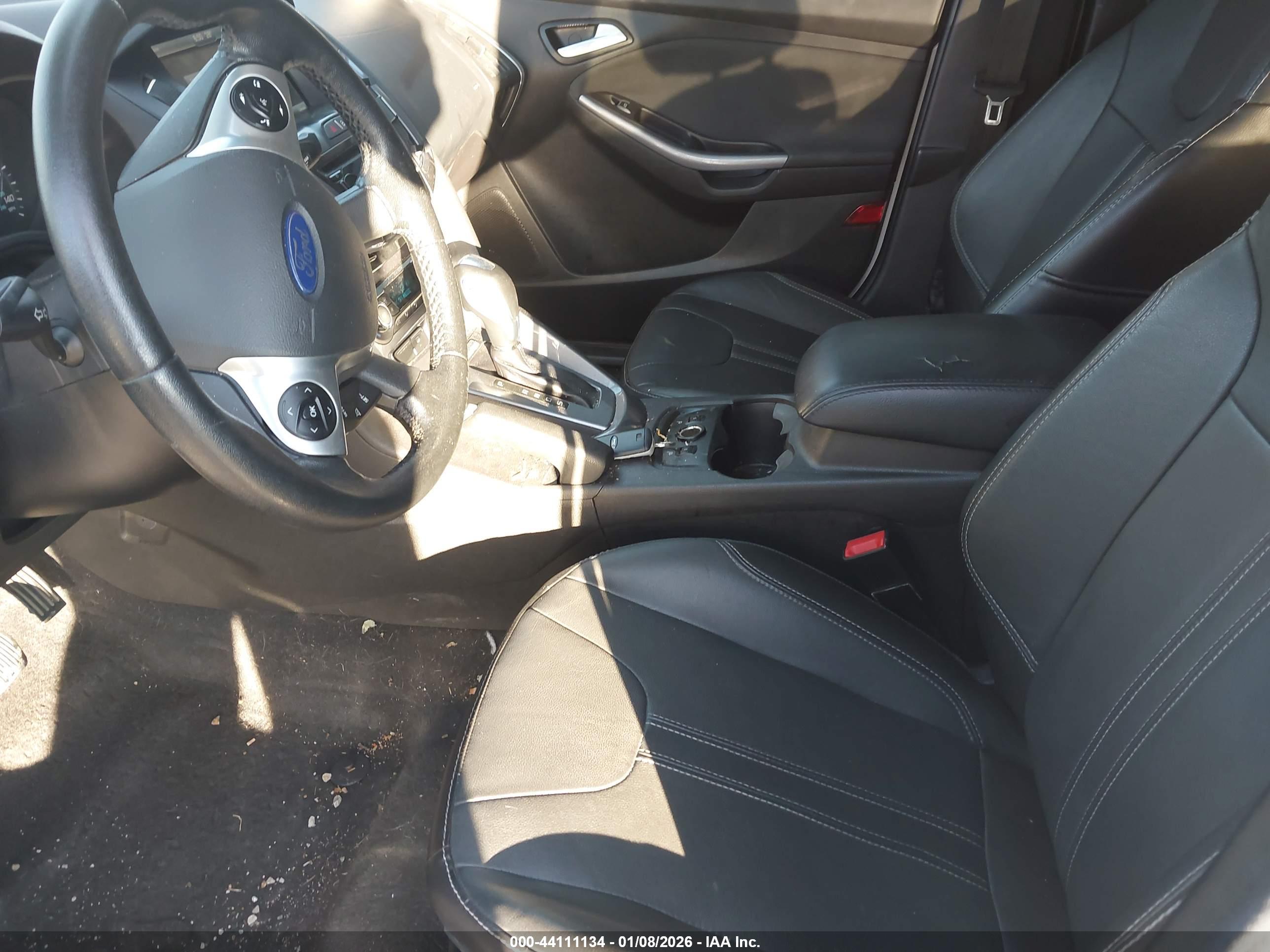 FORD FOCUS image 5