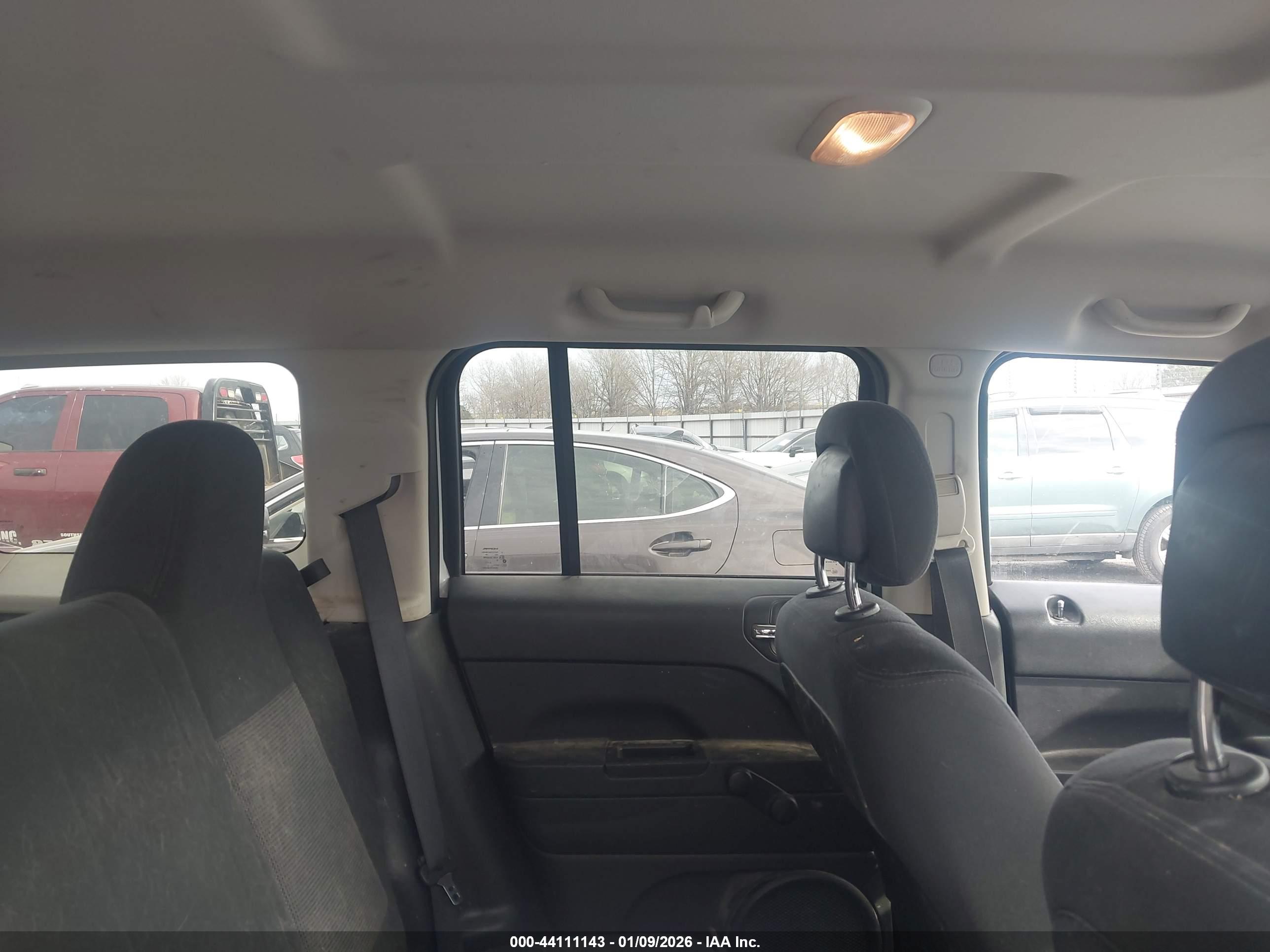 JEEP PATRIOT image 8