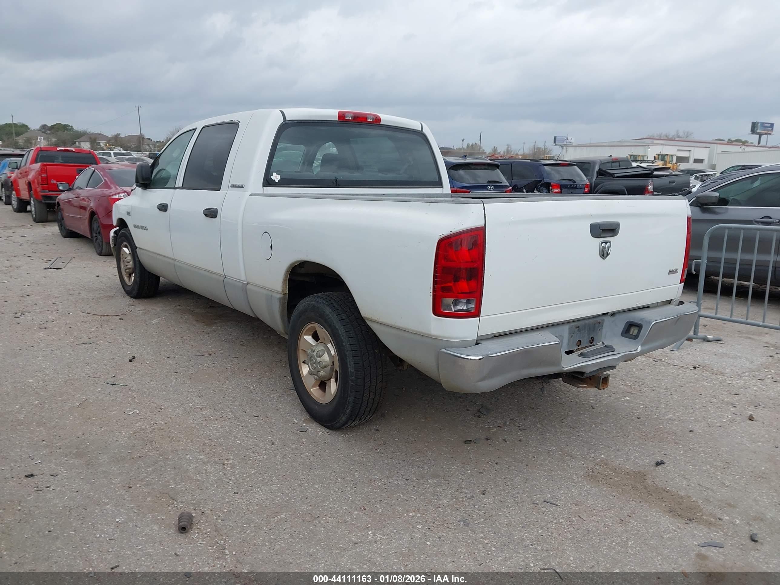 DODGE RAM image 3