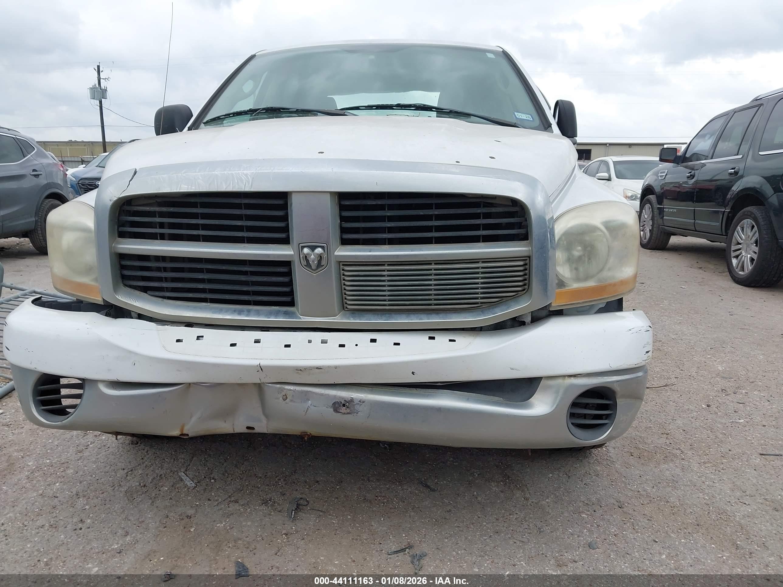 DODGE RAM image 6
