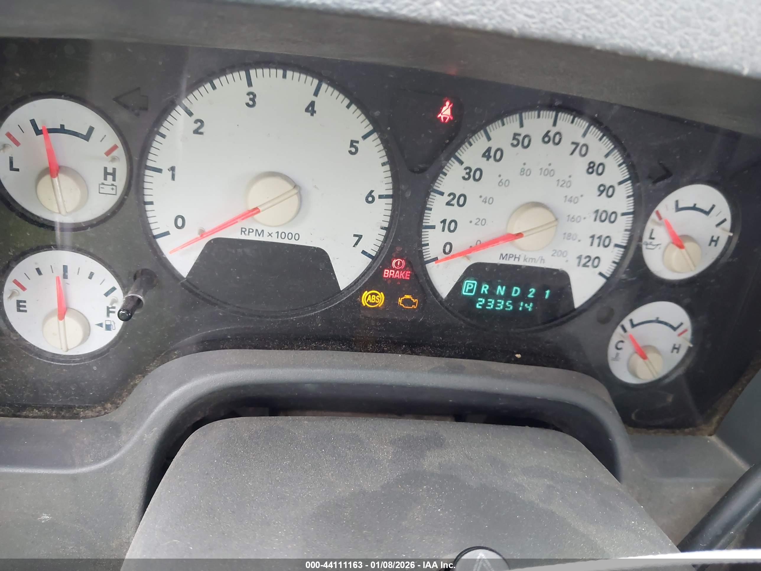 DODGE RAM image 7