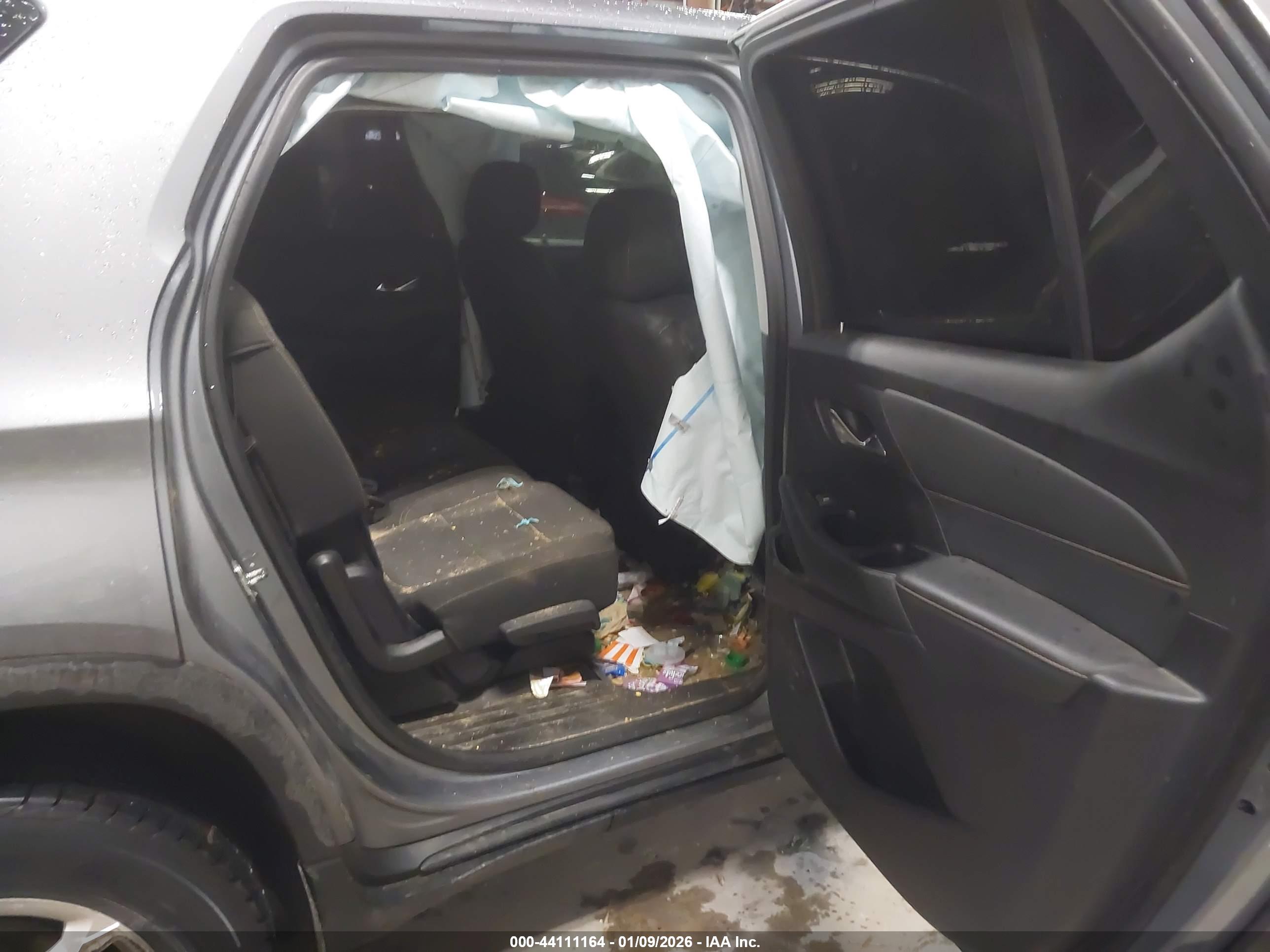 CHEVROLET TRAVERSE image 8