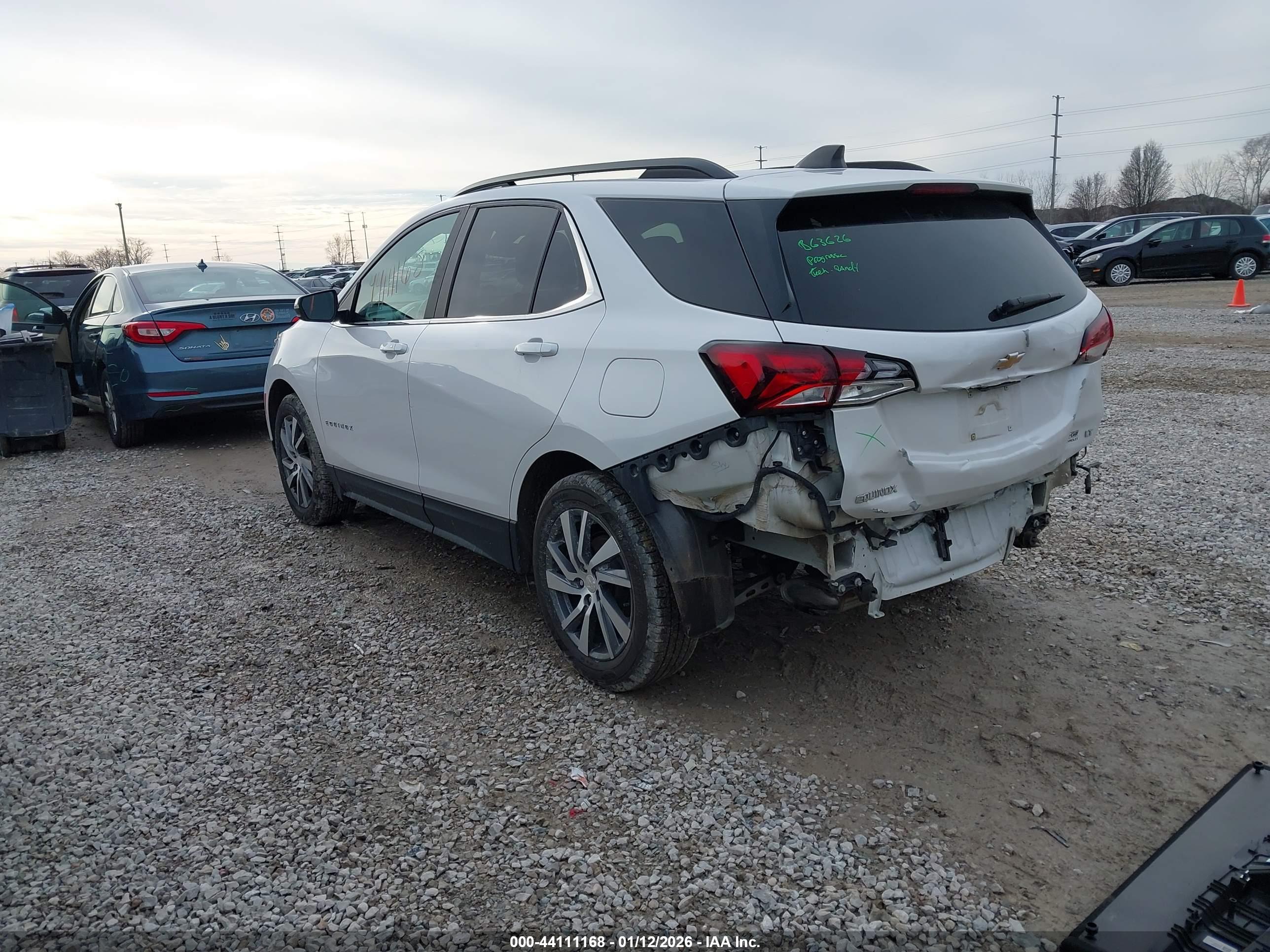 CHEVROLET EQUINOX image 3