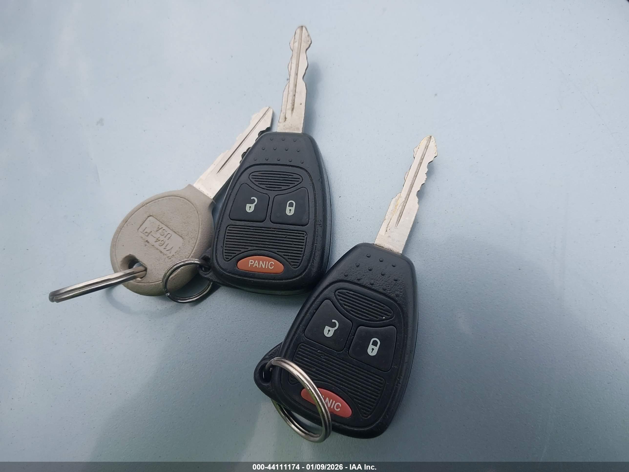 DODGE CARAVAN image 11