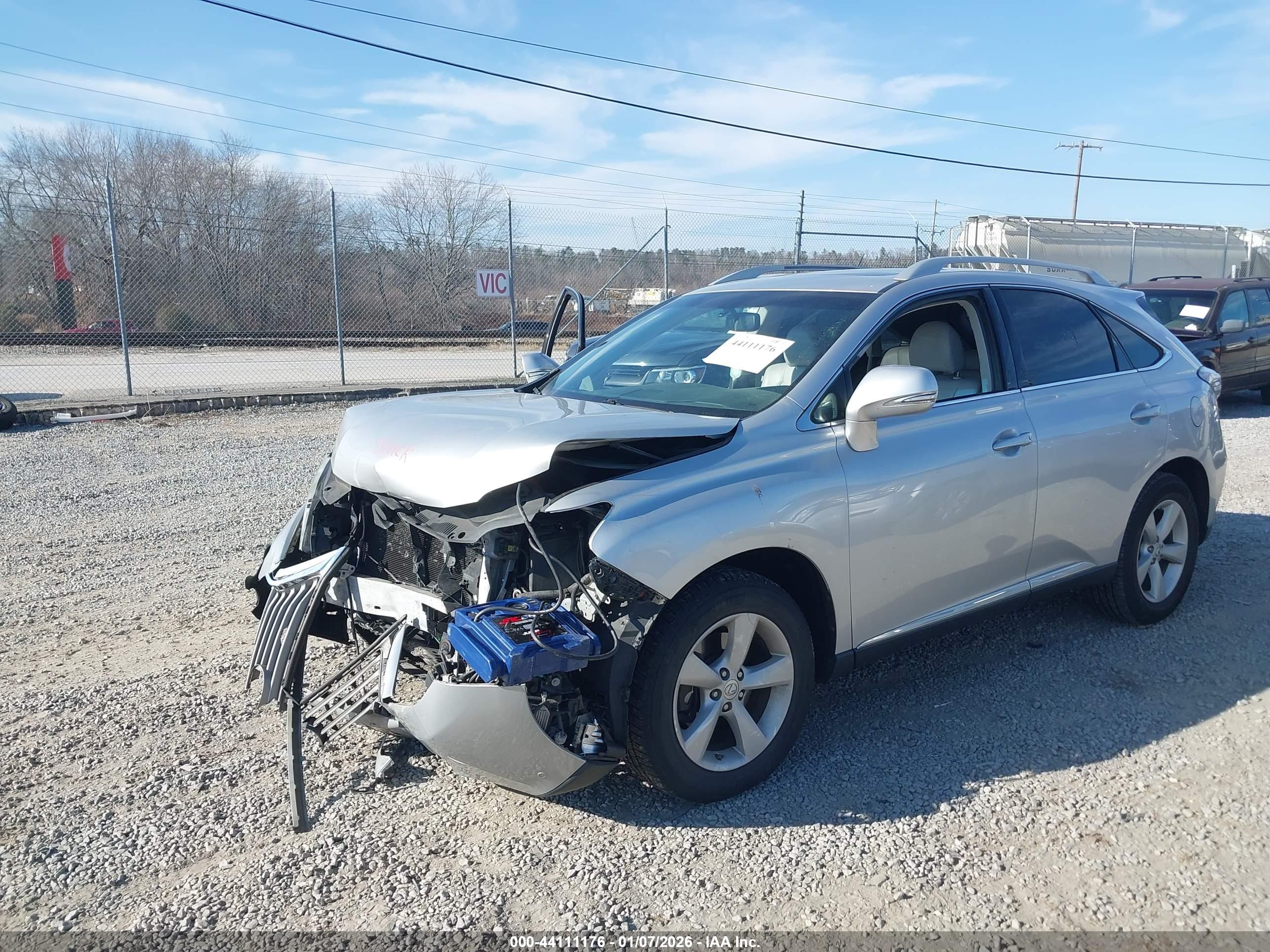 LEXUS RX image 2