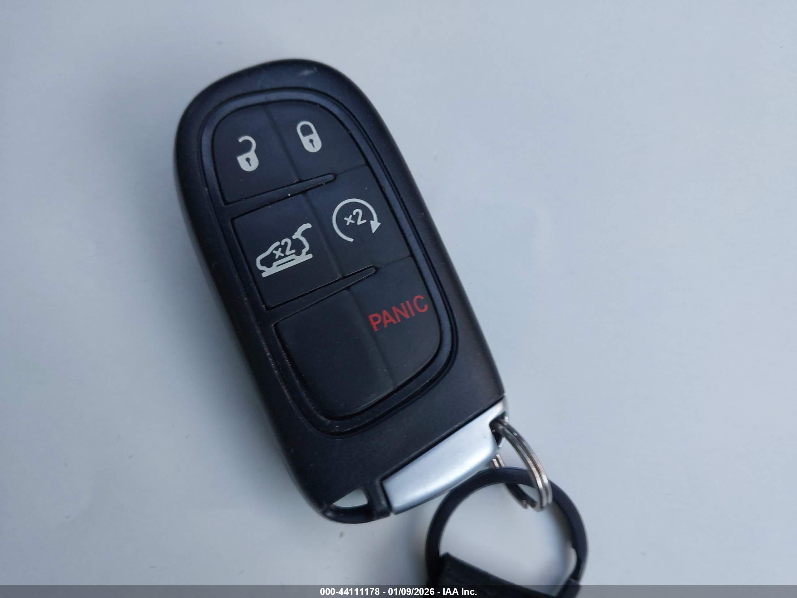 JEEP CHEROKEE image 11