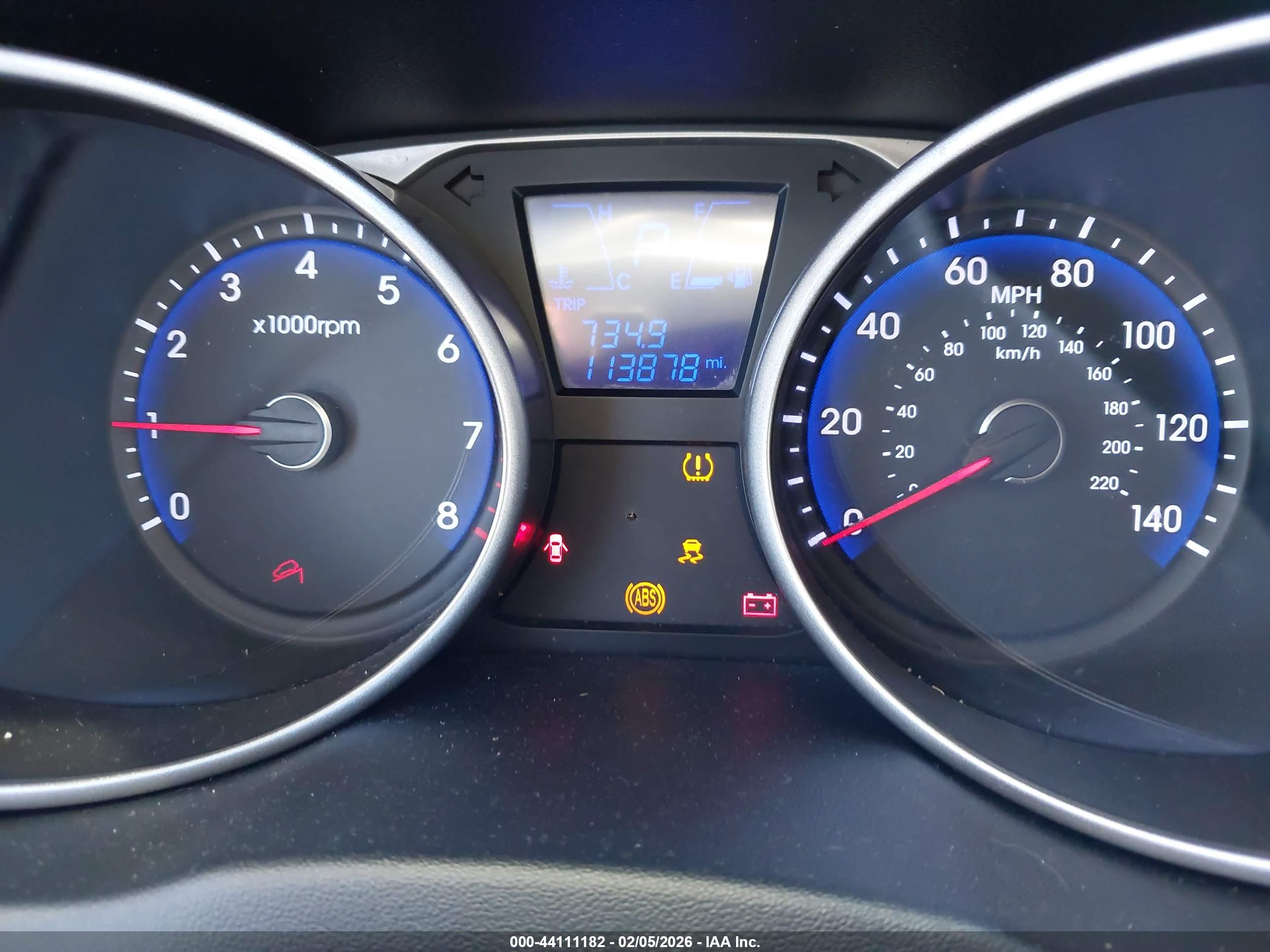 HYUNDAI TUCSON image 7