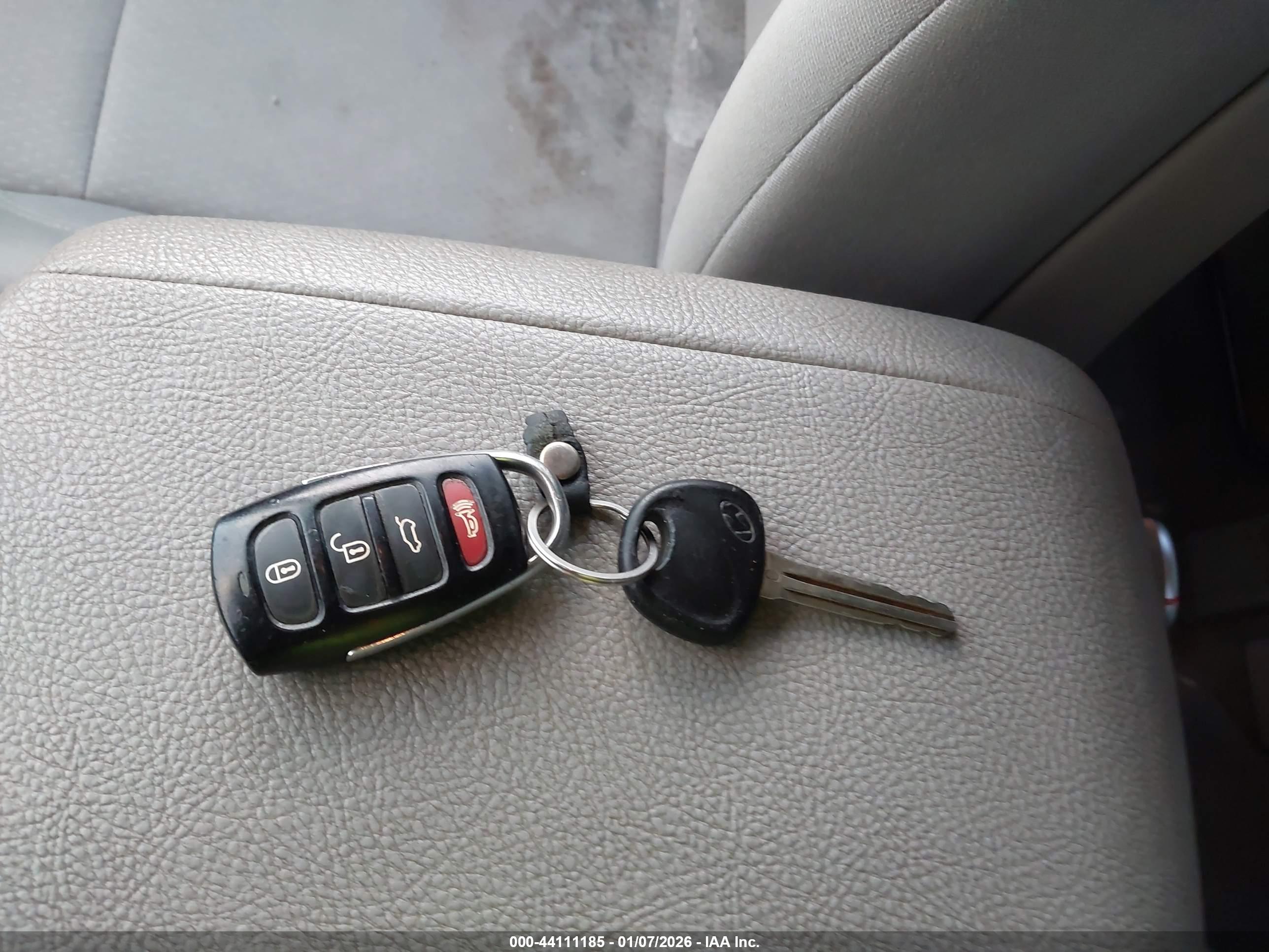 HYUNDAI VERACRUZ image 11
