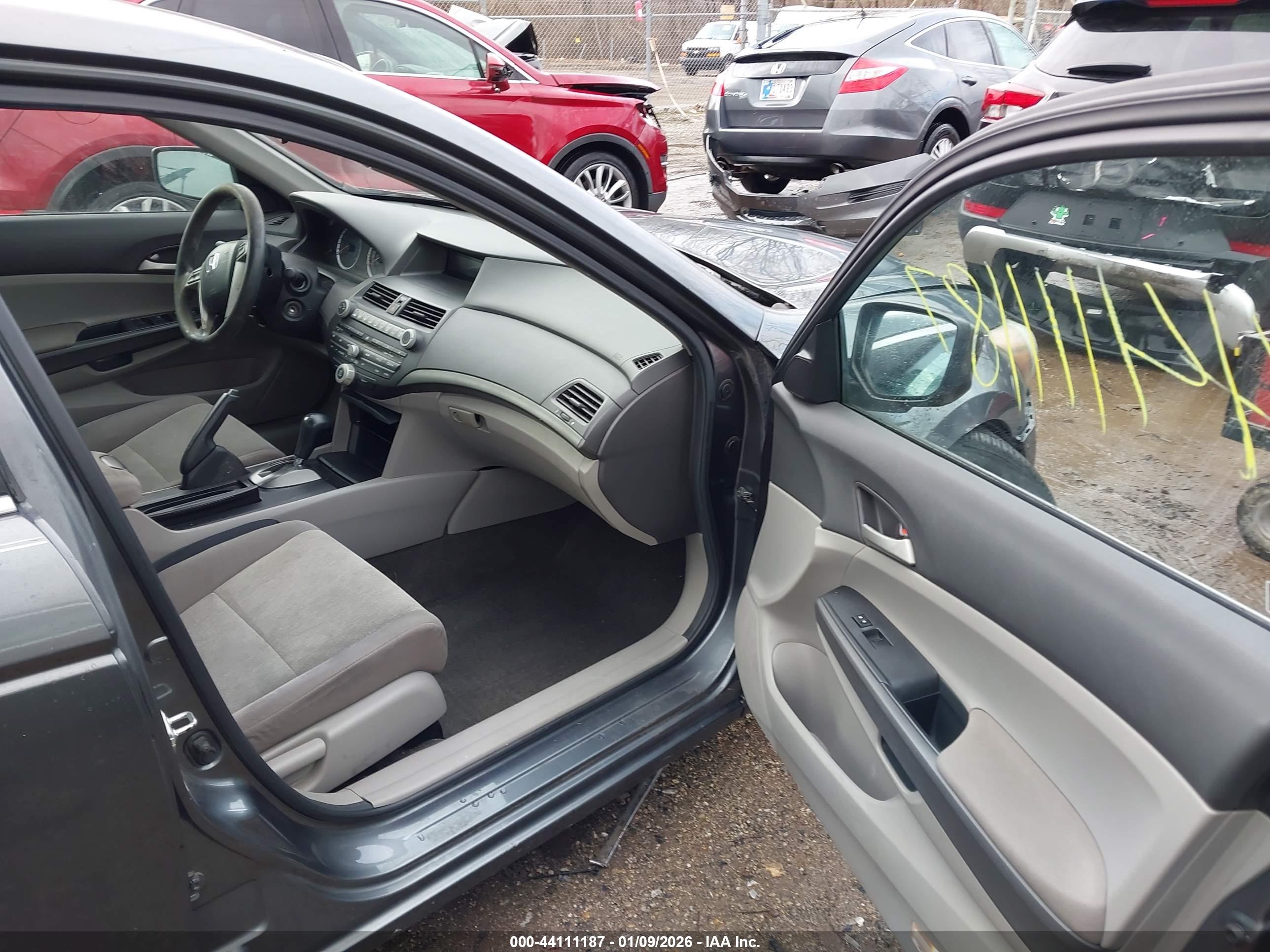 HONDA ACCORD image 5