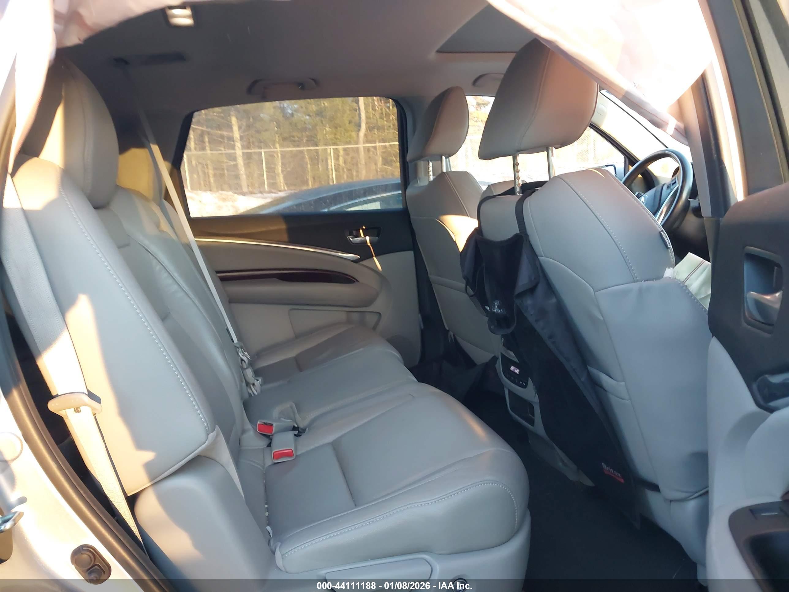 ACURA MDX image 8