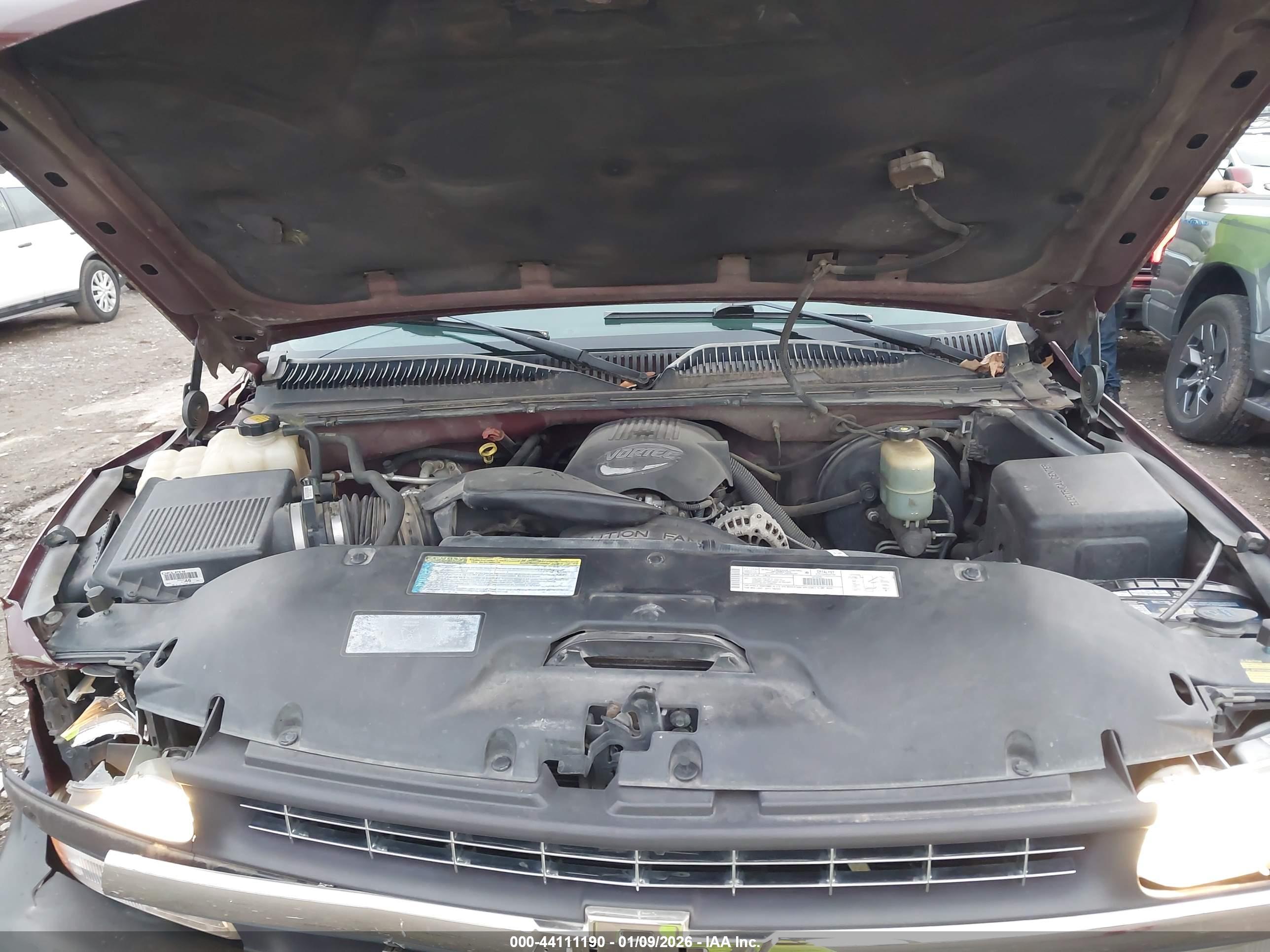 CHEVROLET SILVERADO image 10