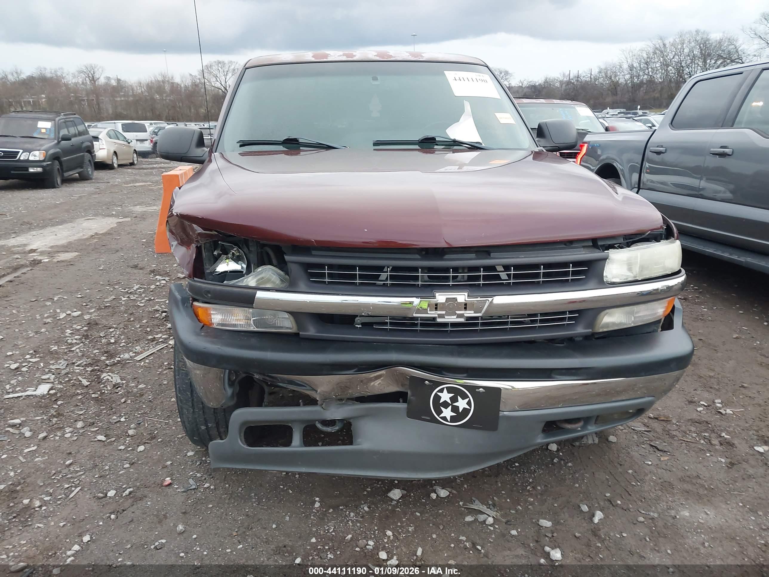 CHEVROLET SILVERADO image 6