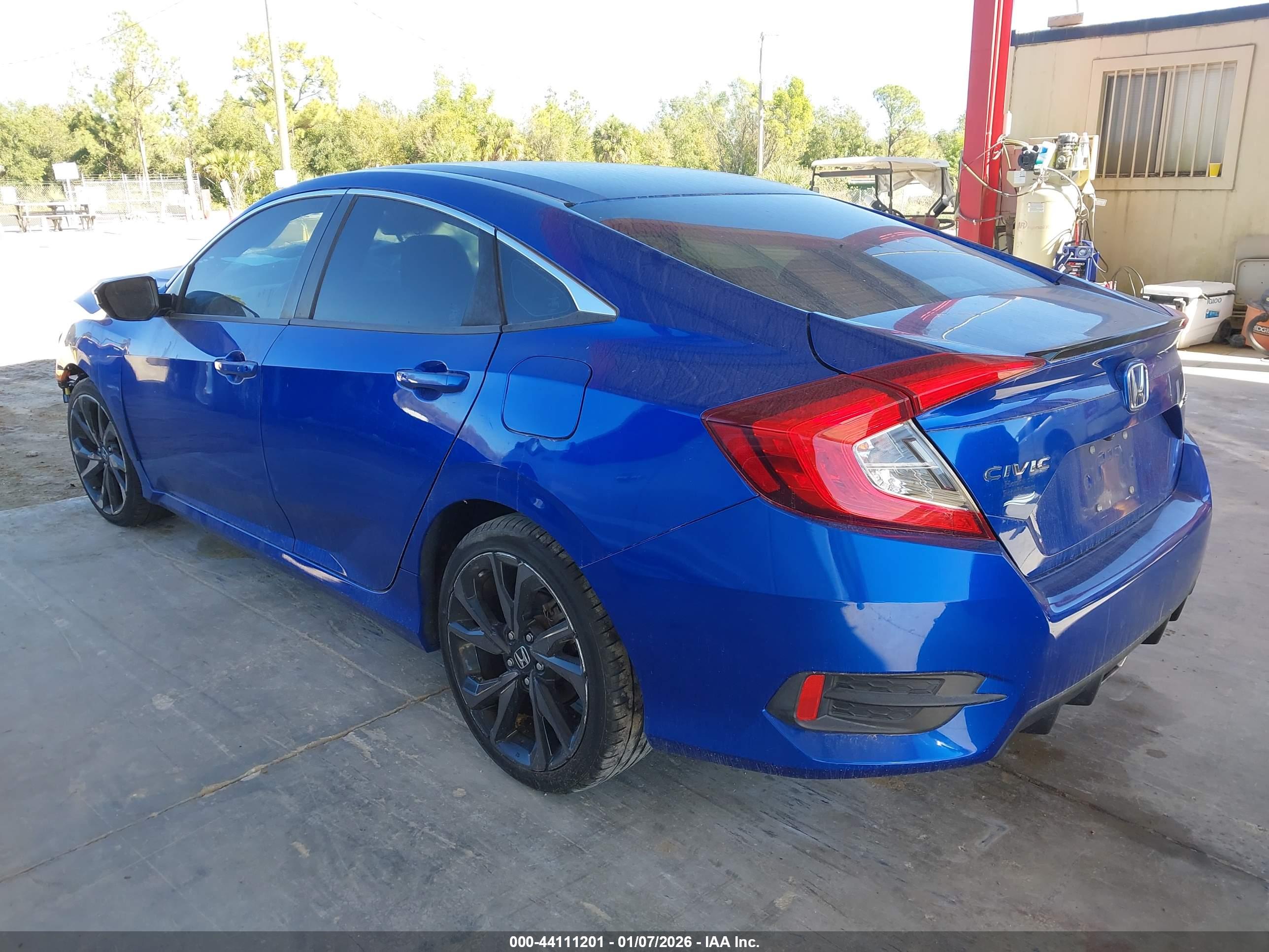 HONDA CIVIC image 3