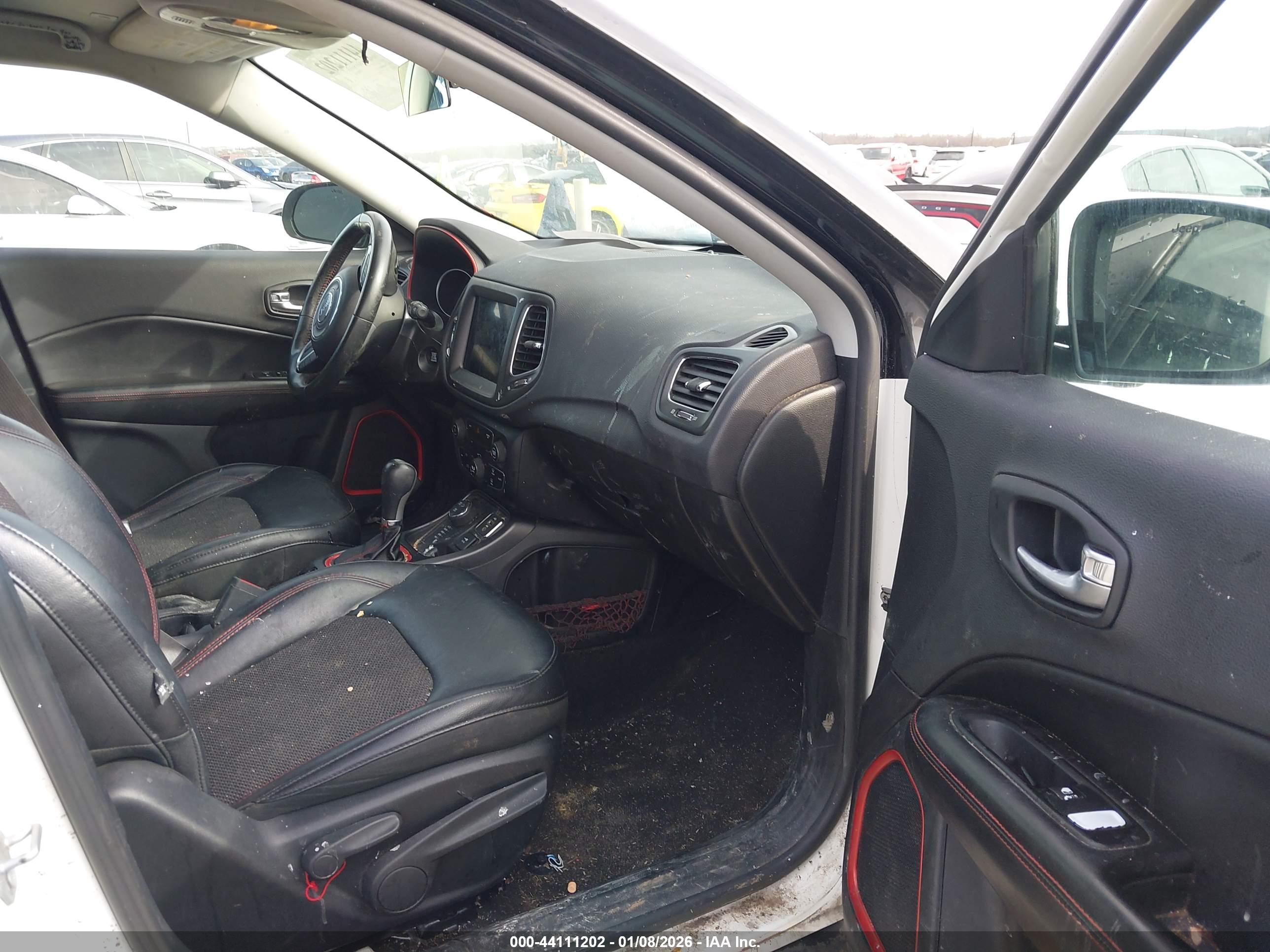 JEEP COMPASS image 5
