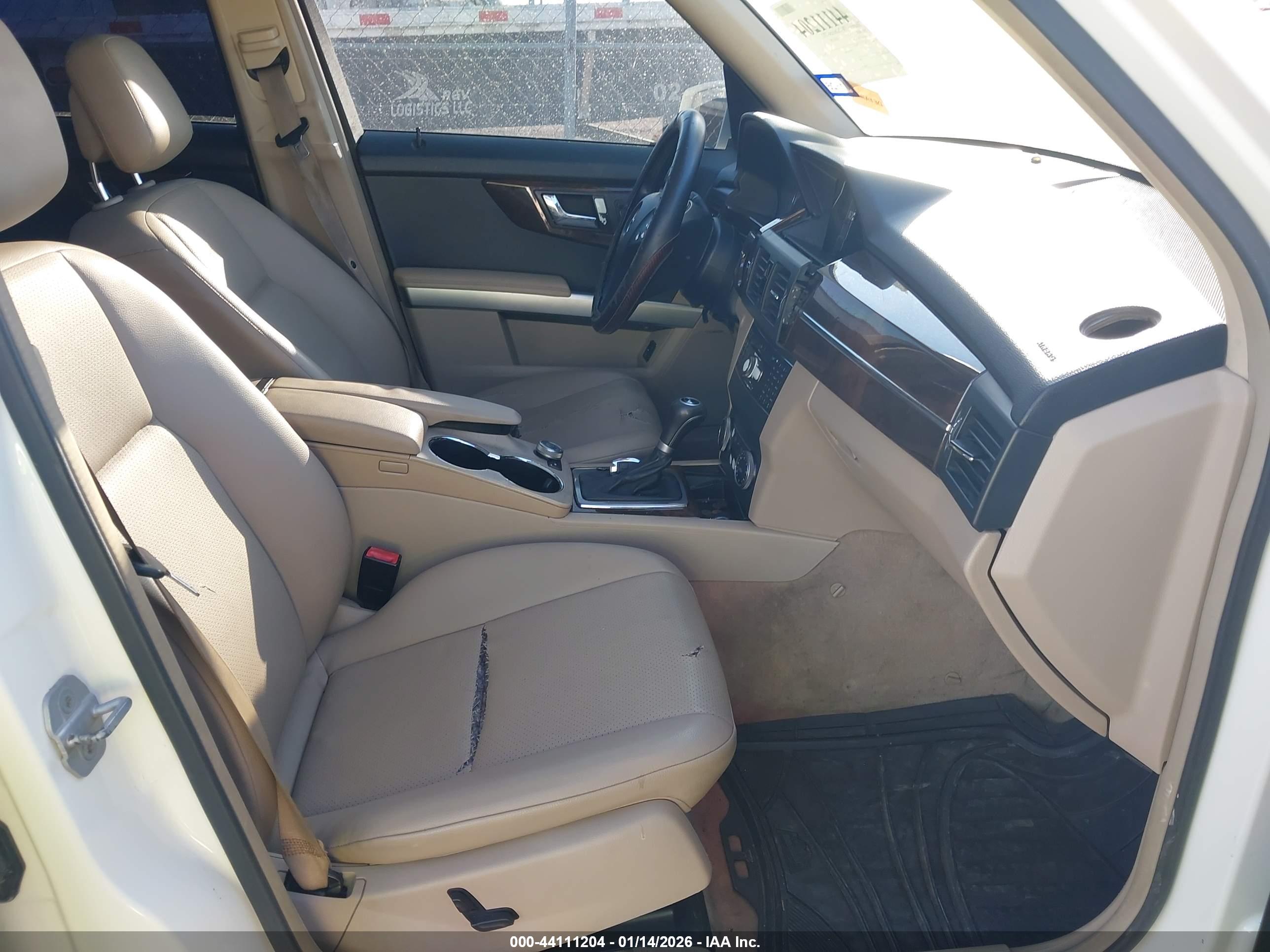 MERCEDES-BENZ GLK image 5