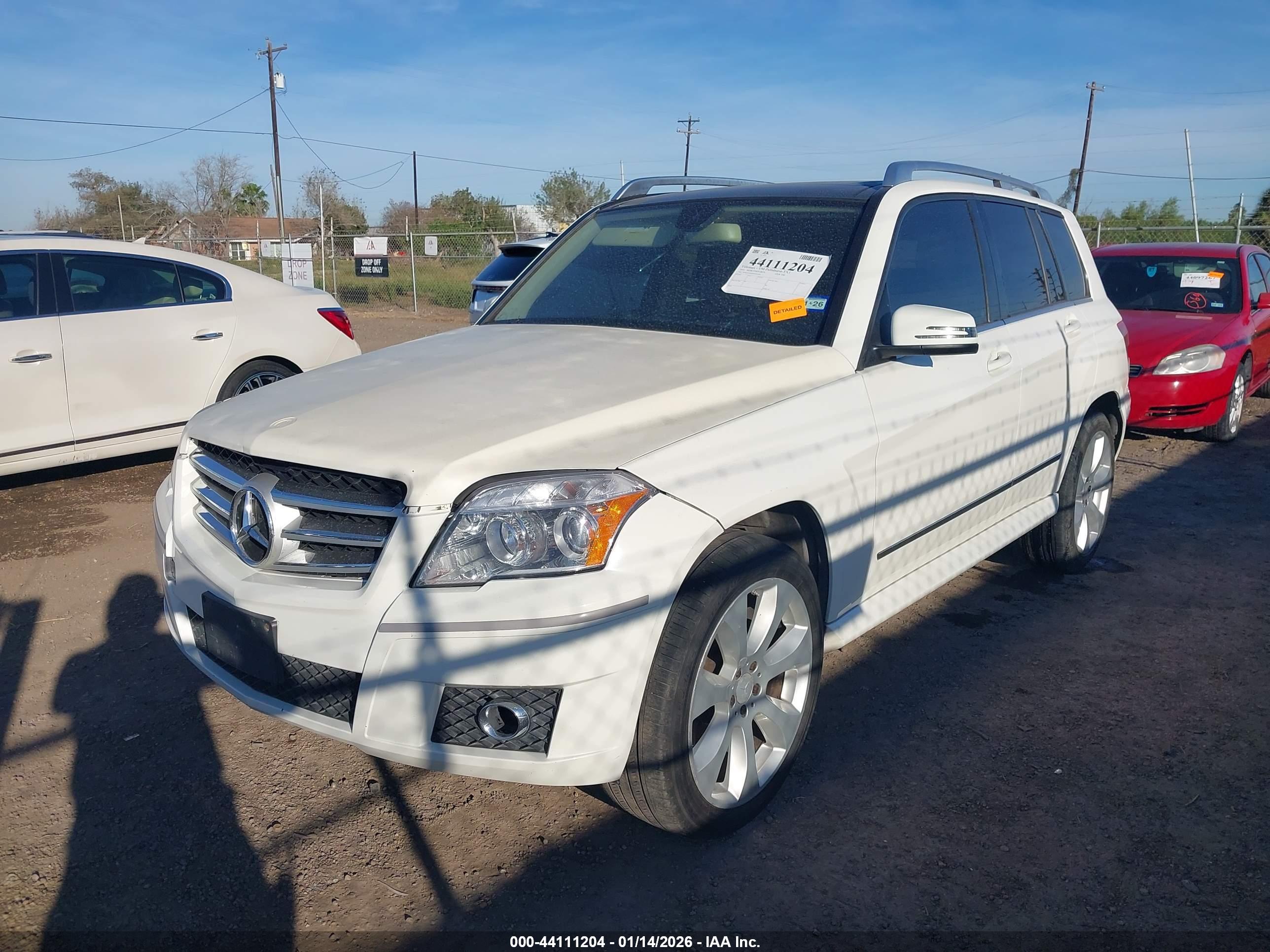 MERCEDES-BENZ GLK image 6