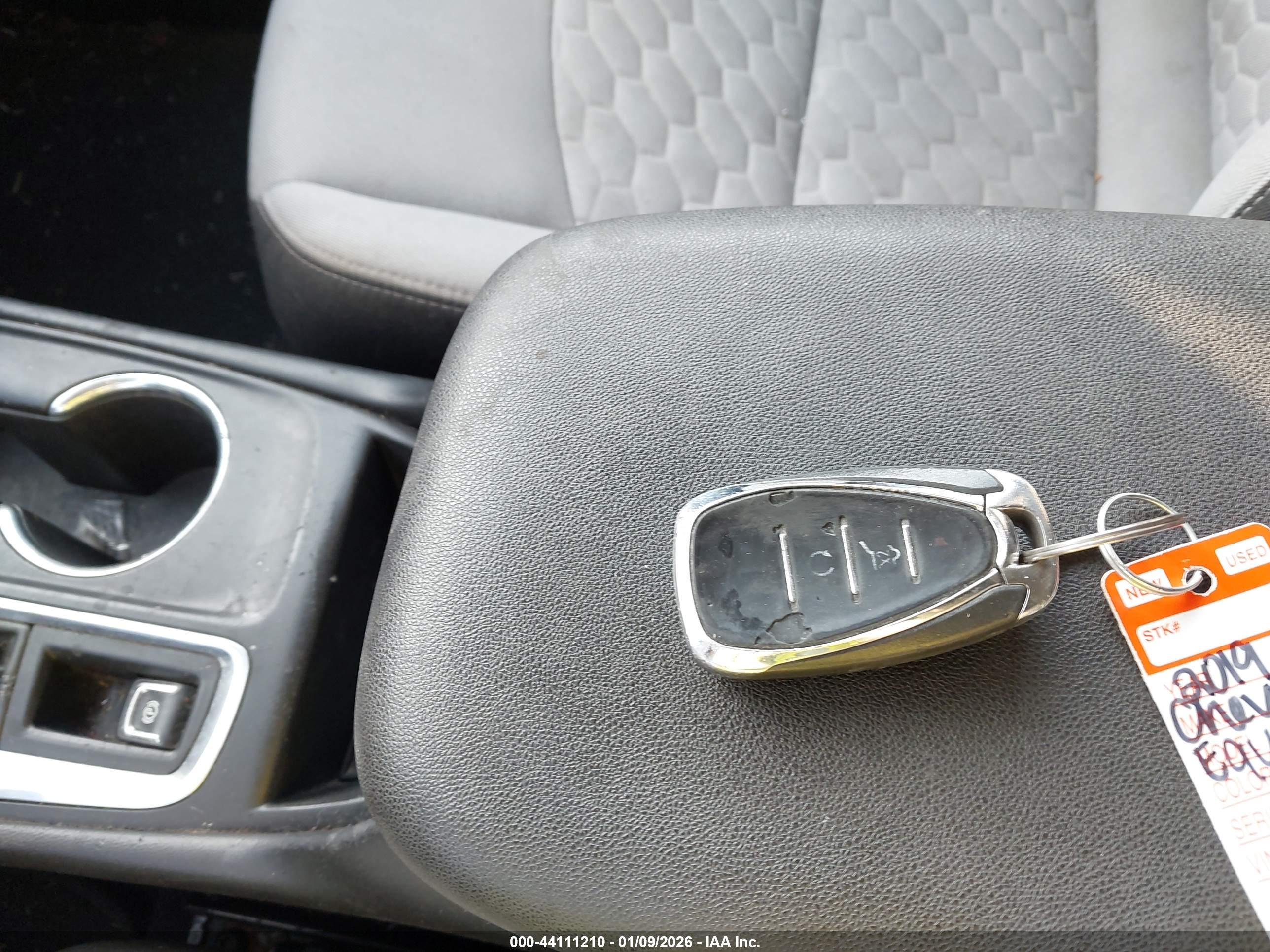 CHEVROLET EQUINOX image 11