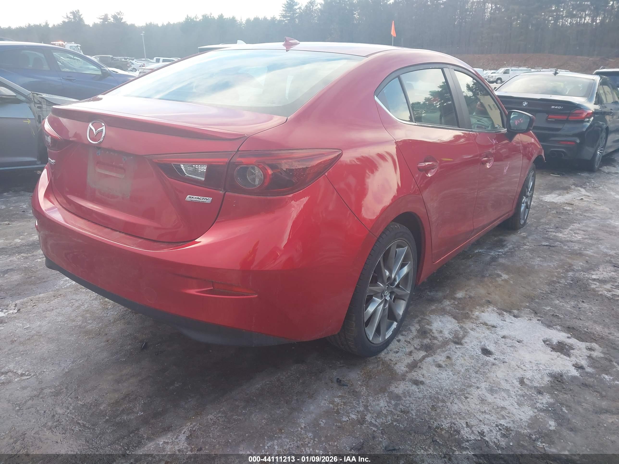 MAZDA MAZDA3 image 4