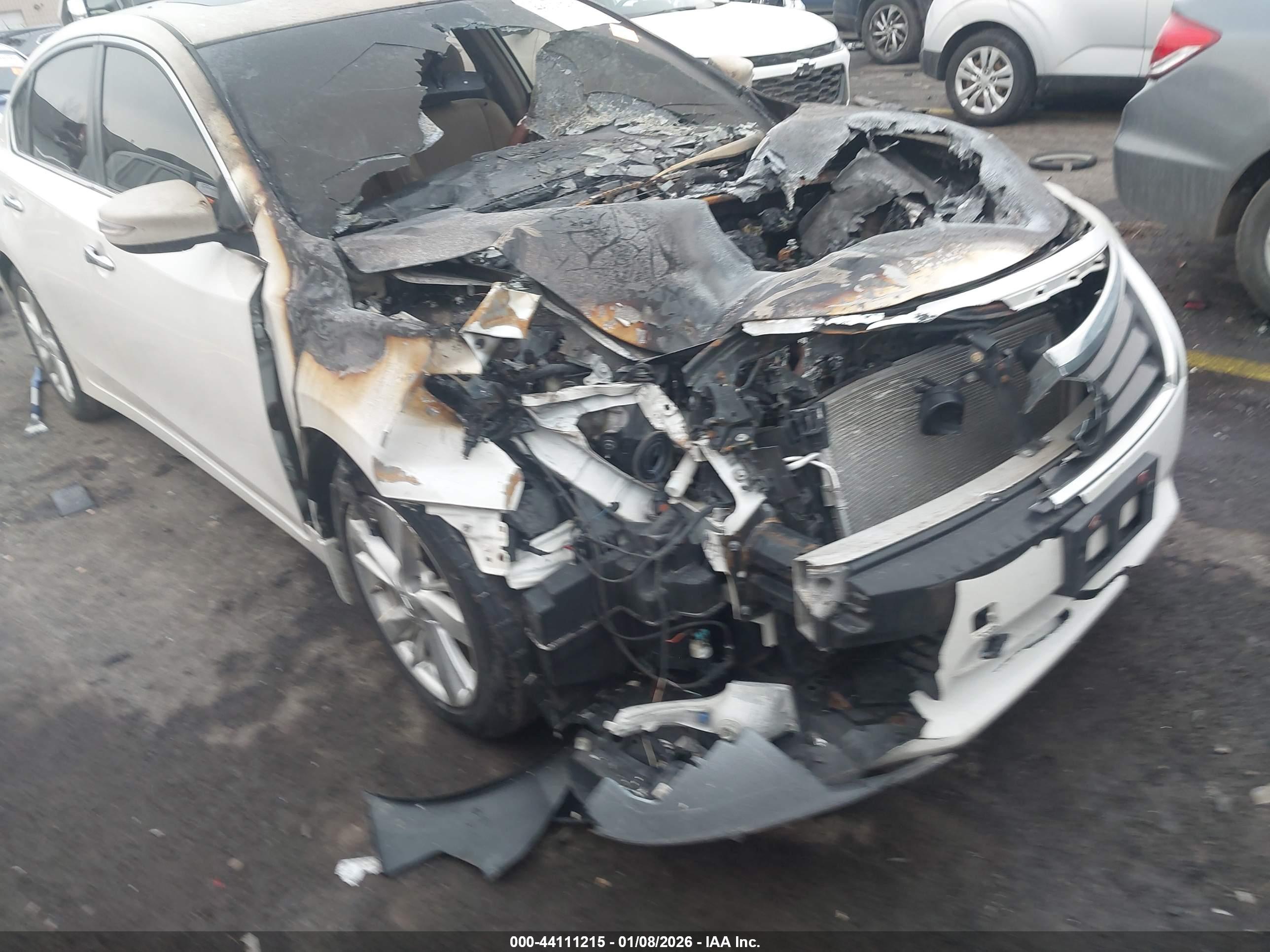 NISSAN ALTIMA image 6
