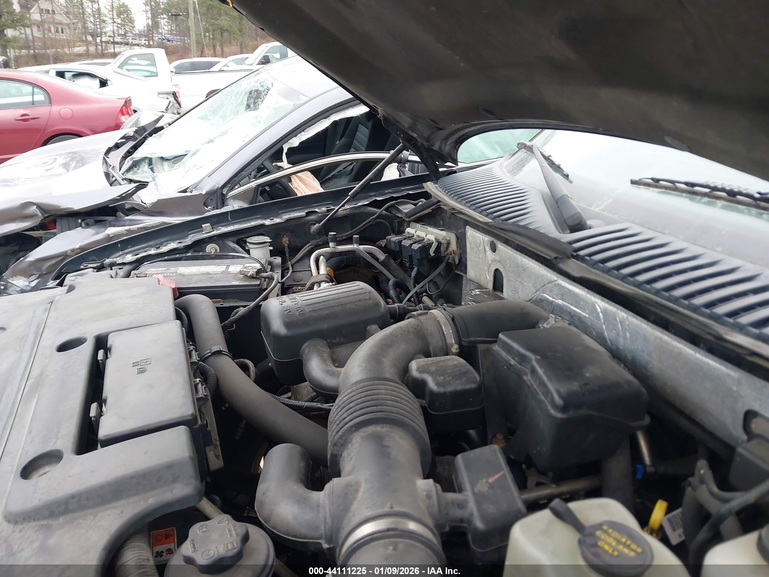 FORD EXPEDITION image 10