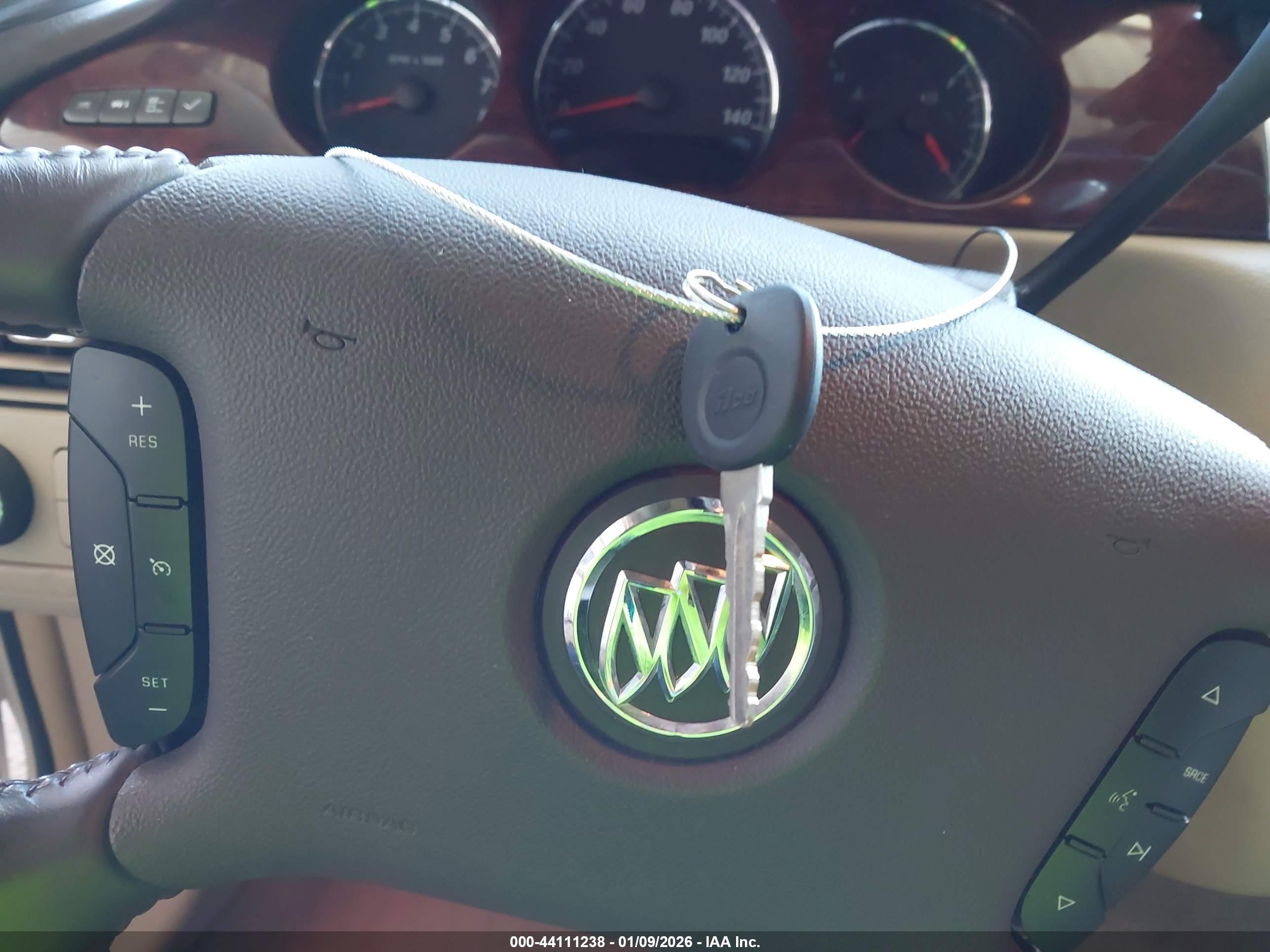 BUICK LUCERNE image 11