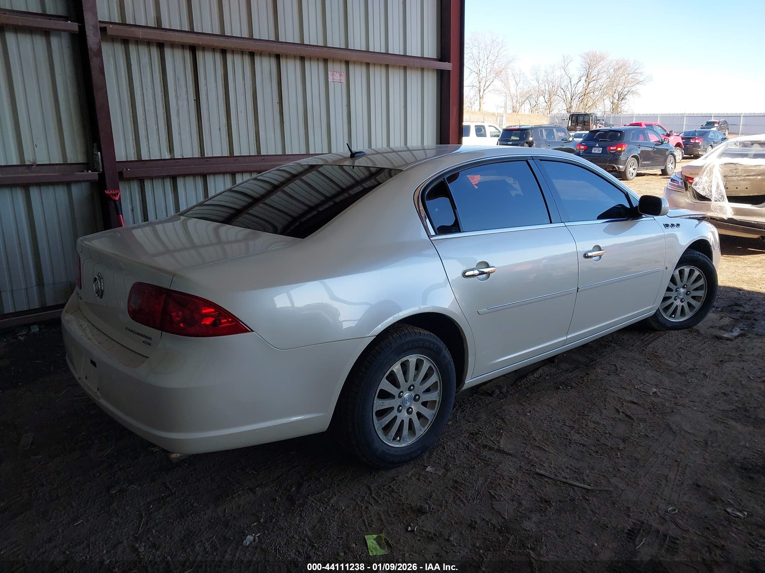 BUICK LUCERNE image 4