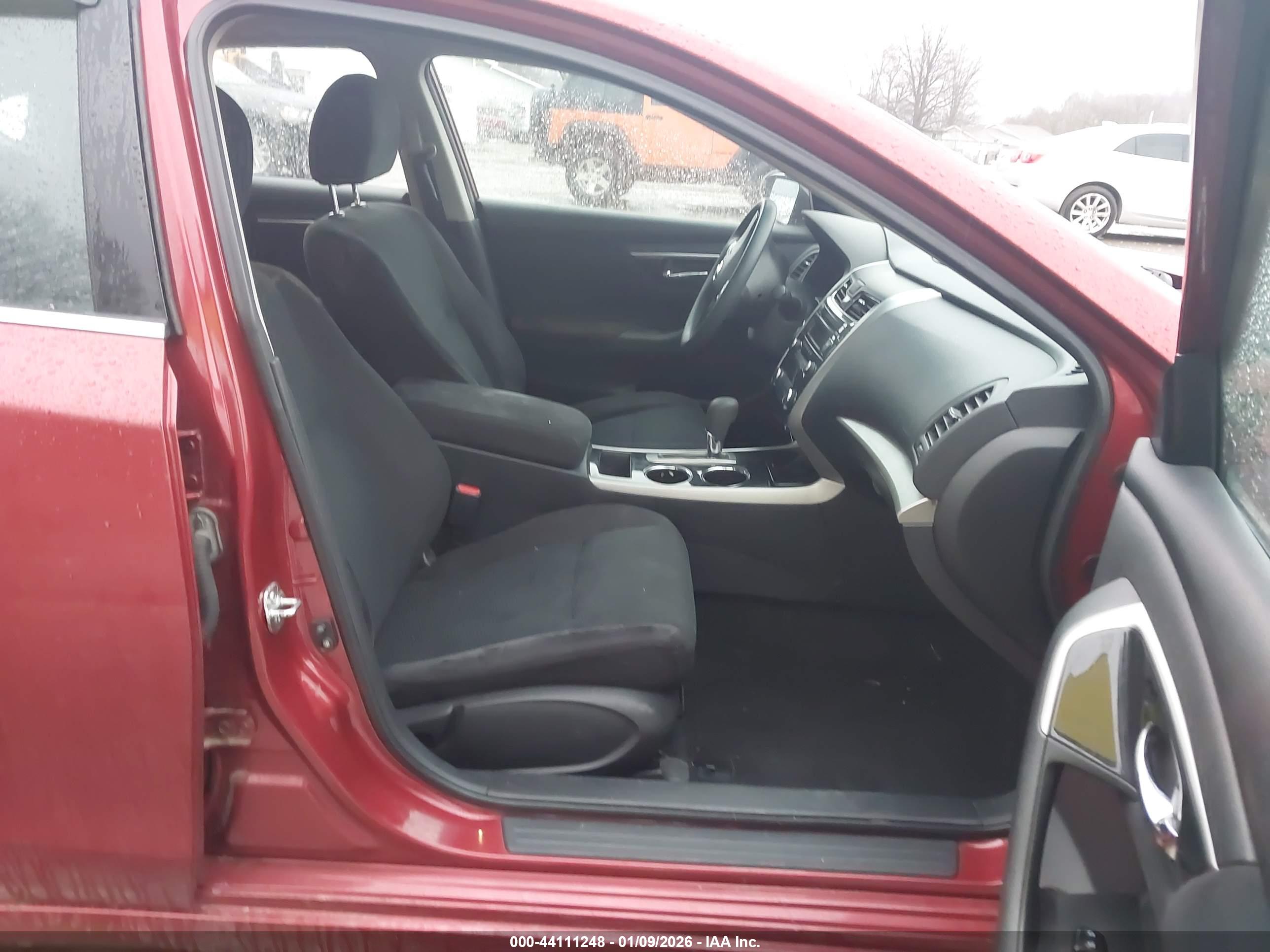 NISSAN ALTIMA image 5