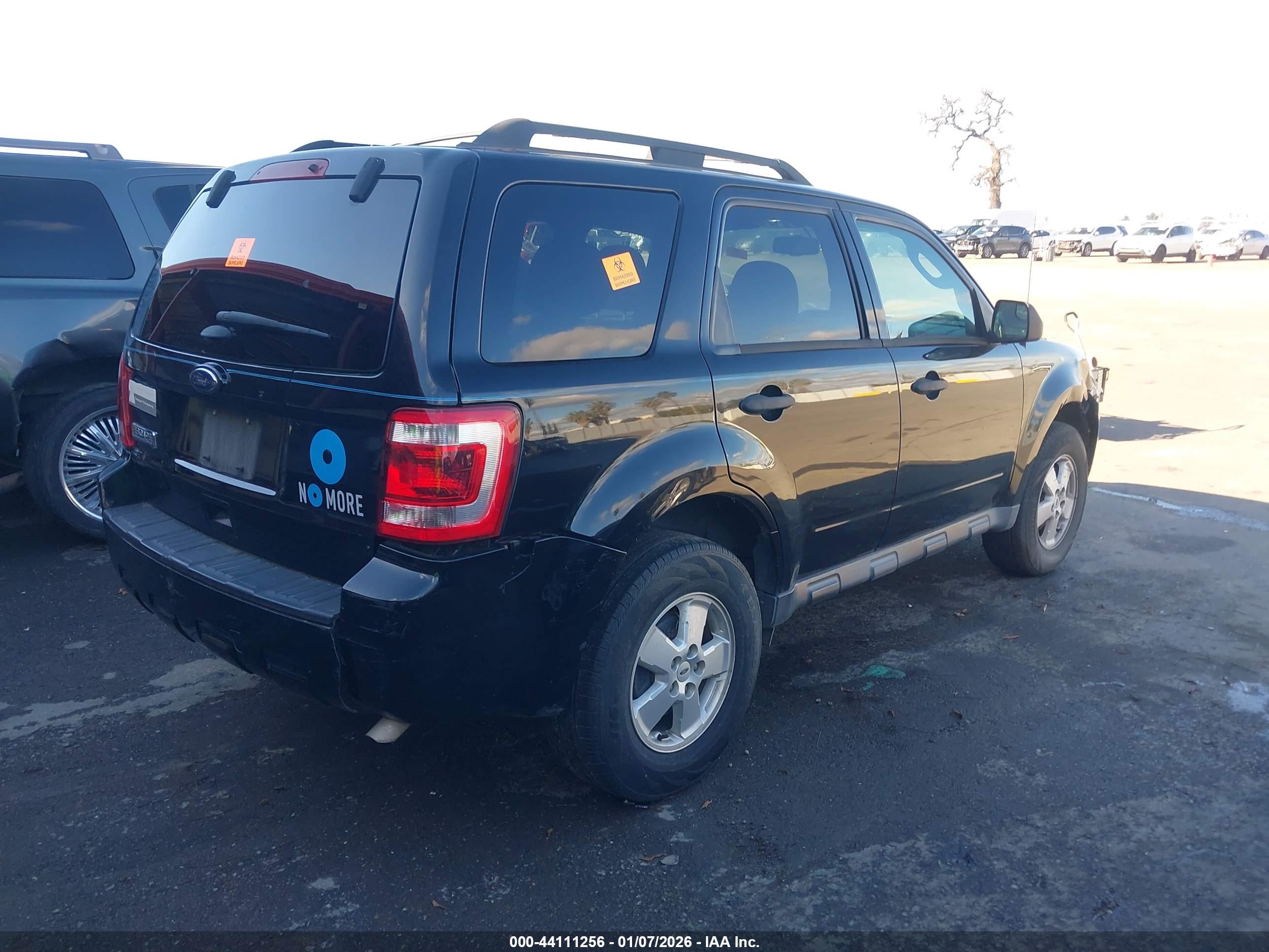 FORD ESCAPE image 4
