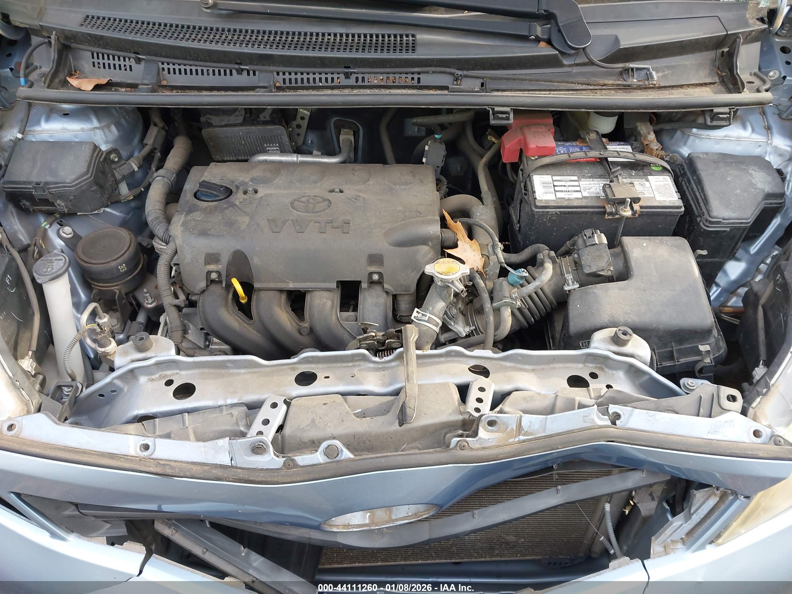 TOYOTA YARIS image 10