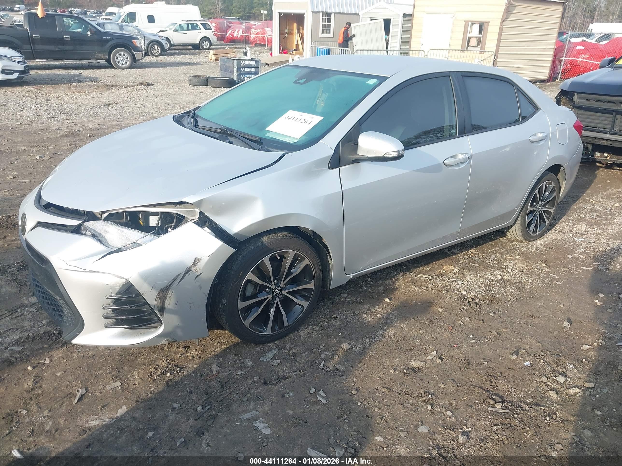 TOYOTA COROLLA image 2