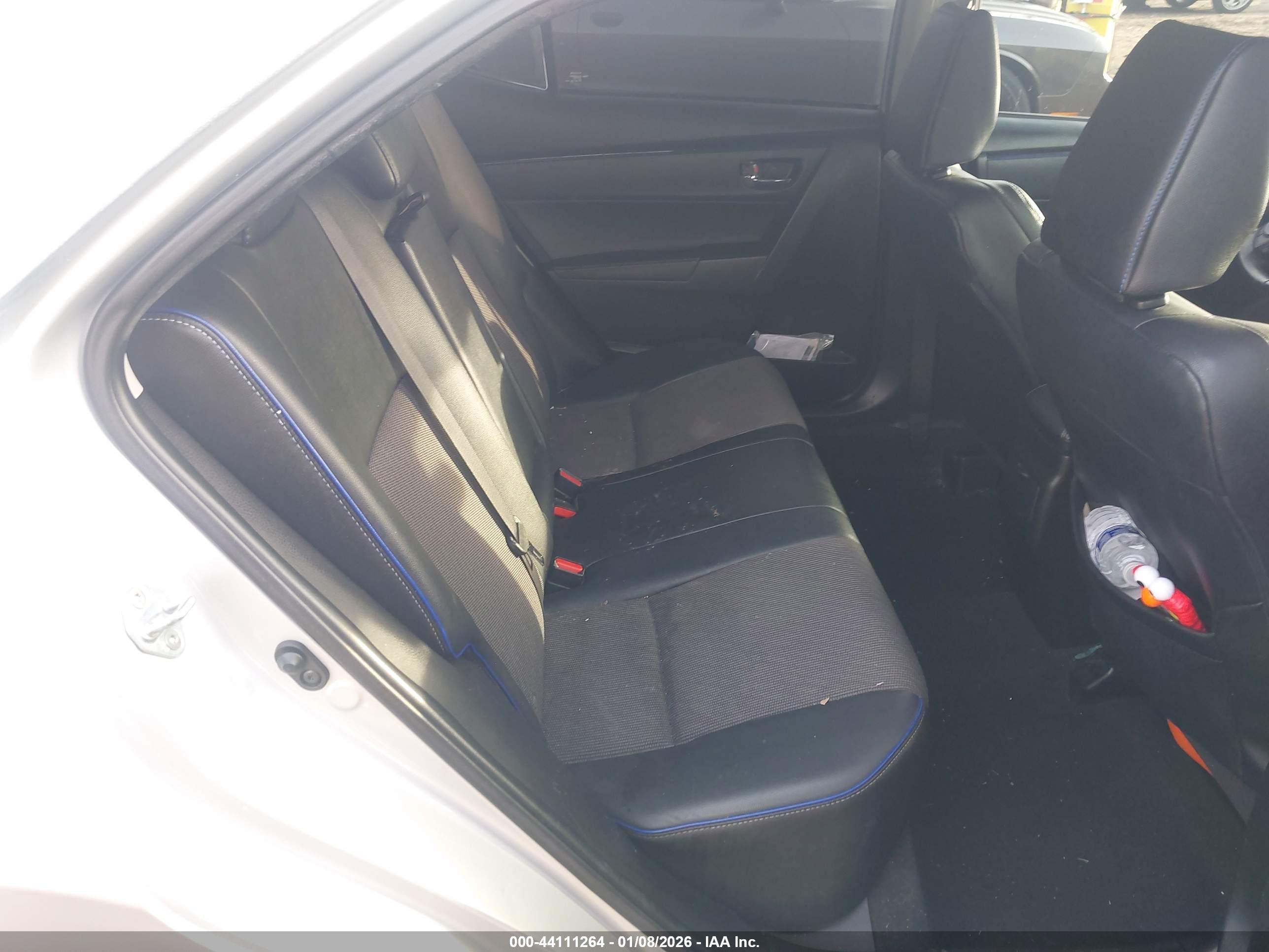 TOYOTA COROLLA image 8