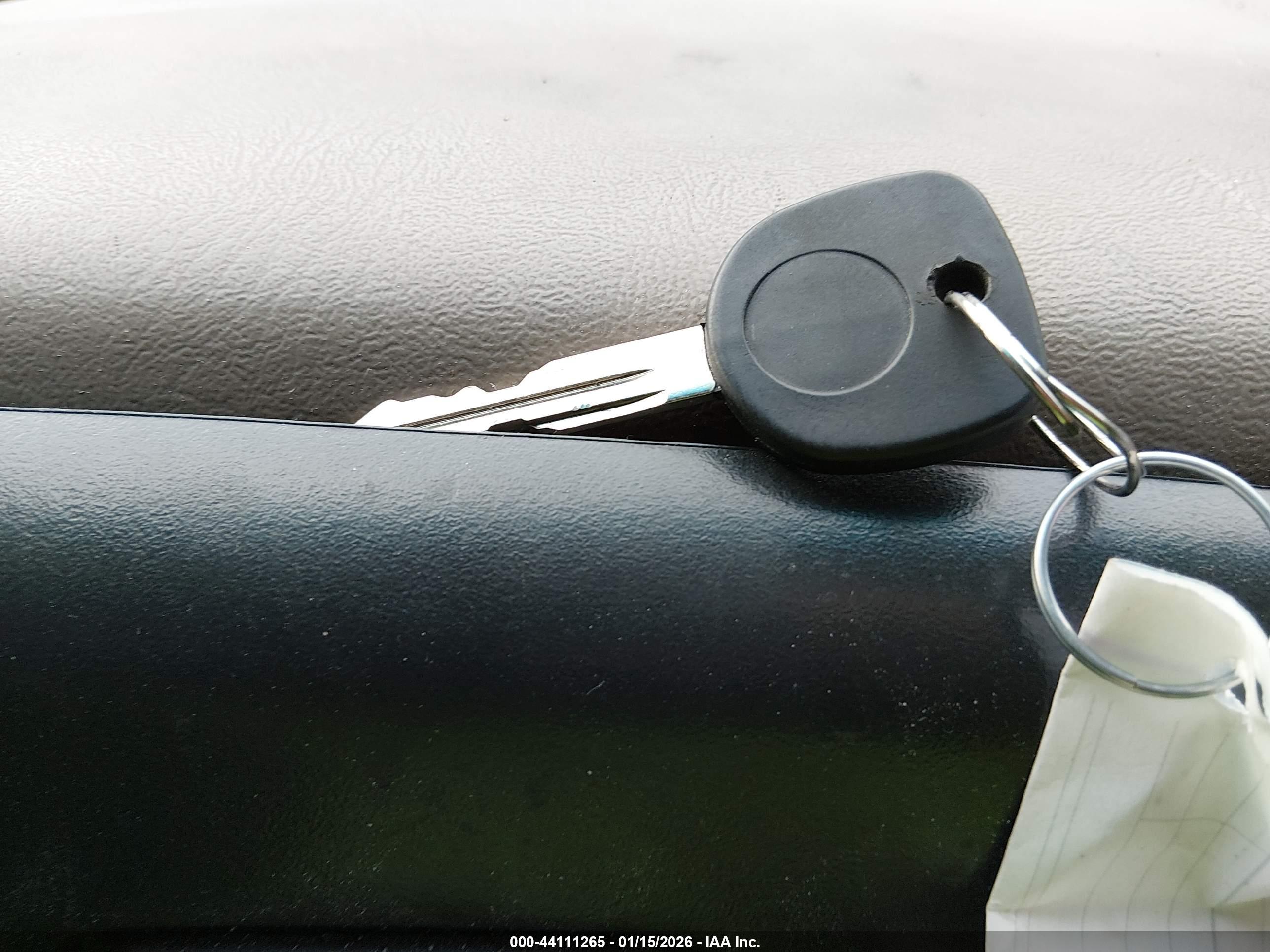 GMC SAVANA image 11