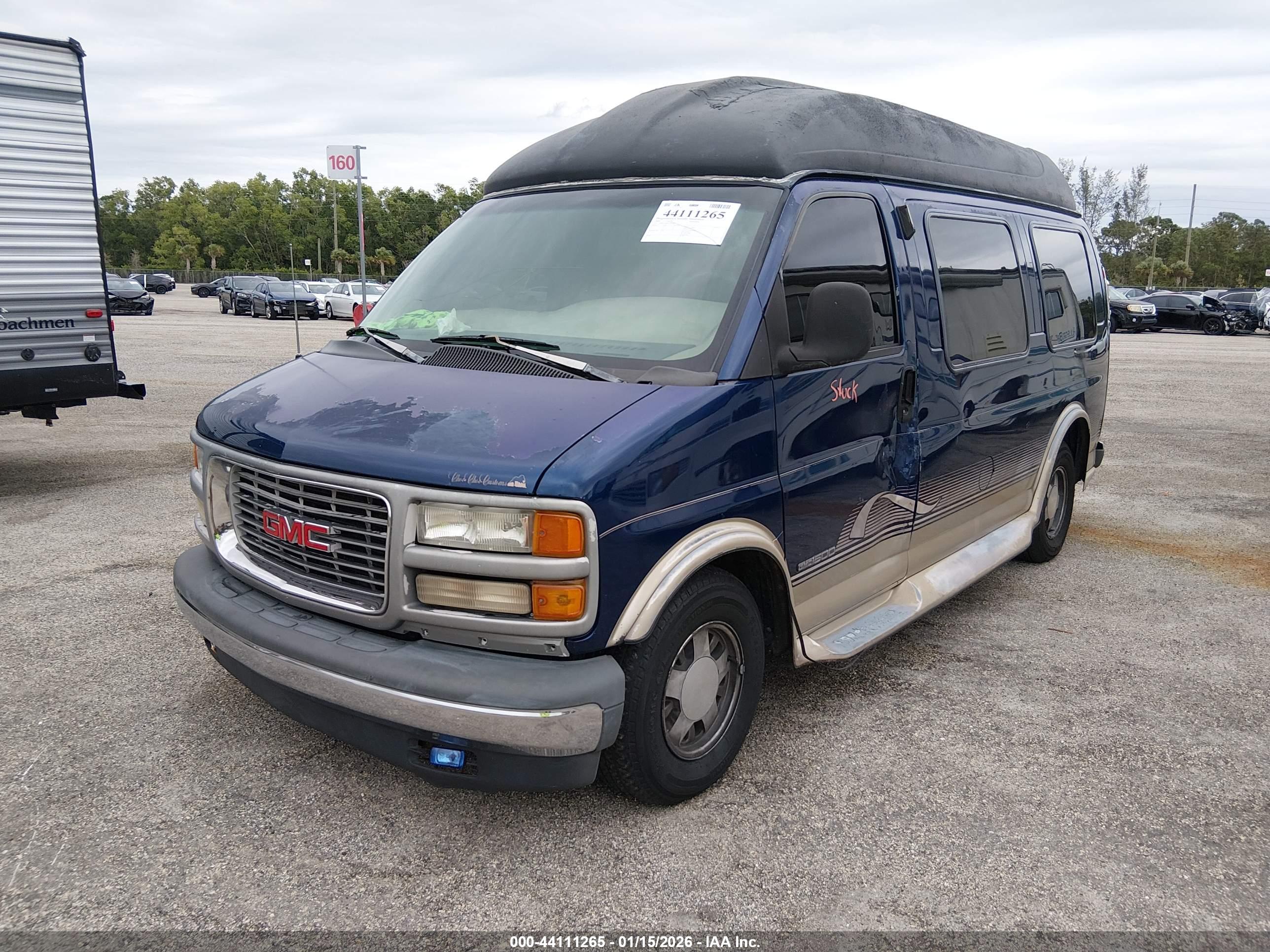 GMC SAVANA image 2