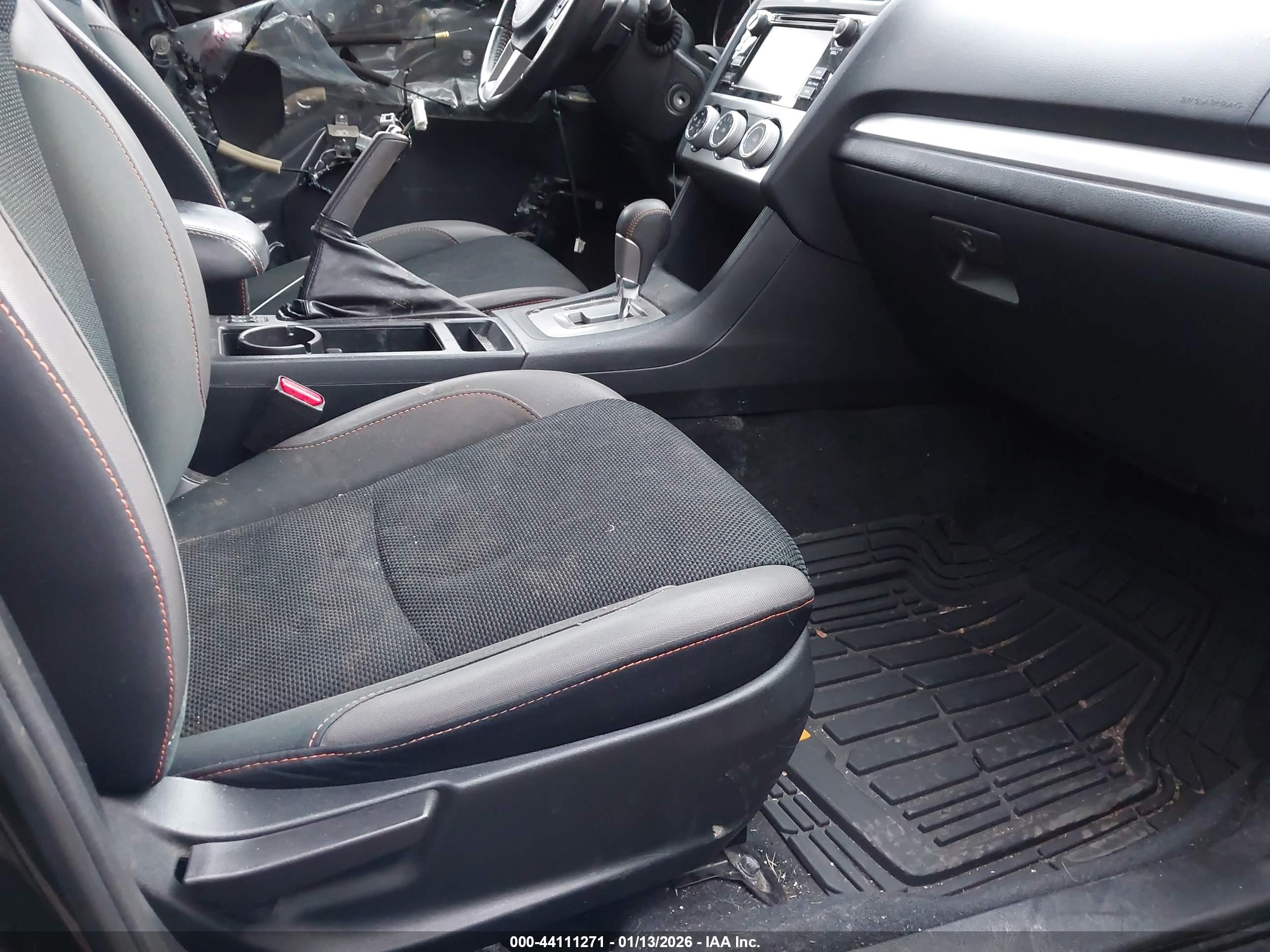 SUBARU CROSSTREK image 5