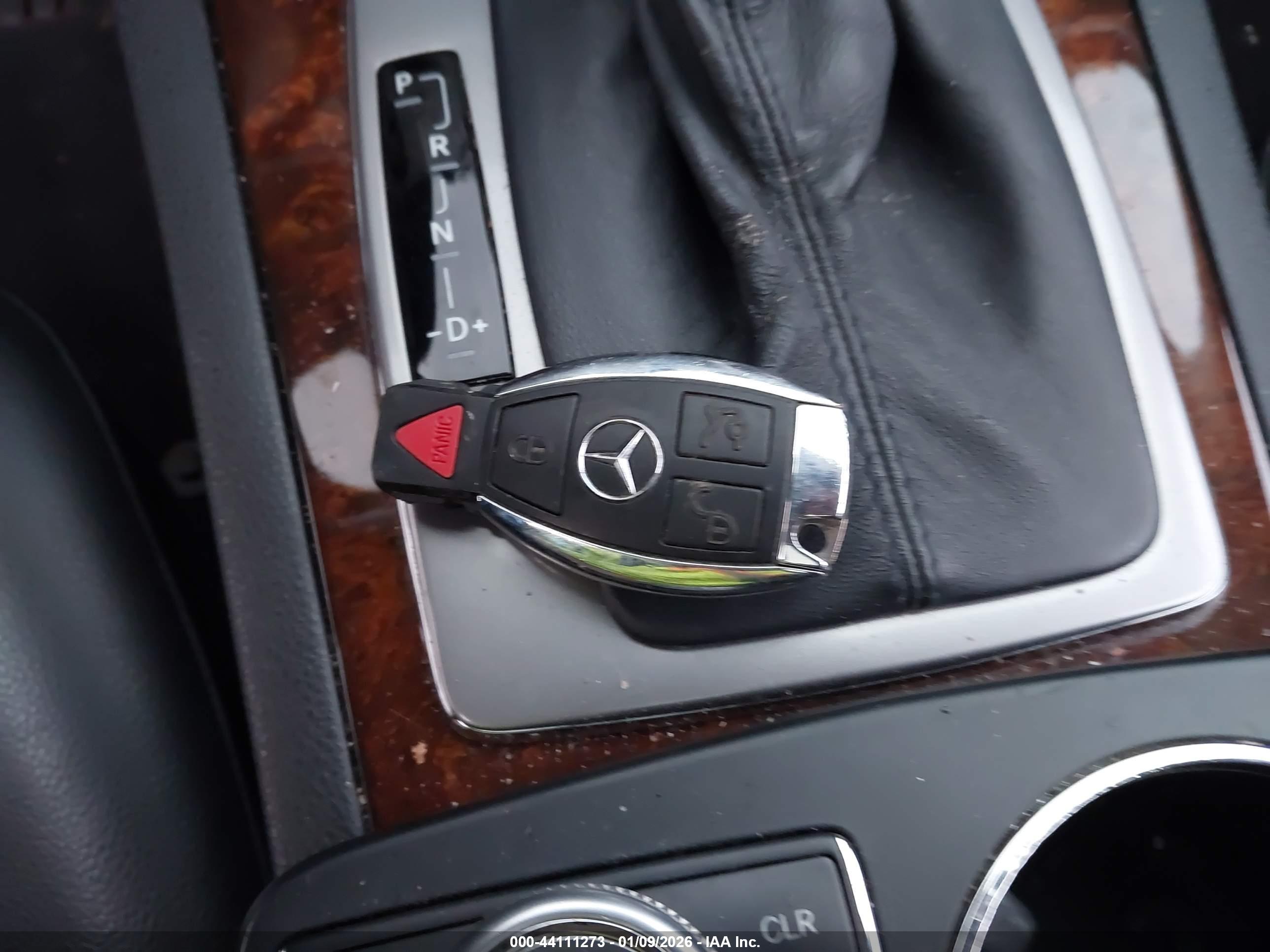 MERCEDES-BENZ C image 11