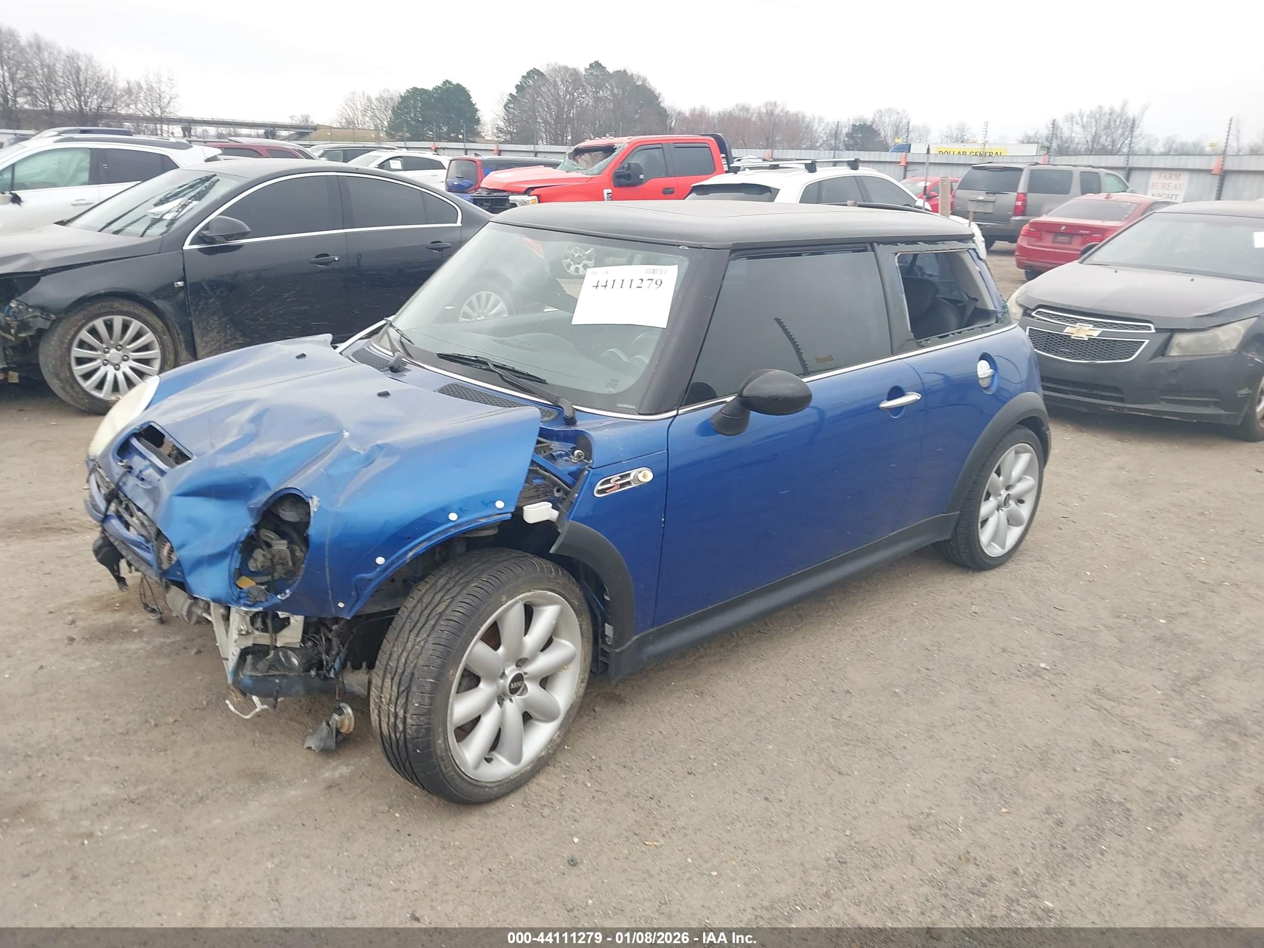 MINI COOPER image 2
