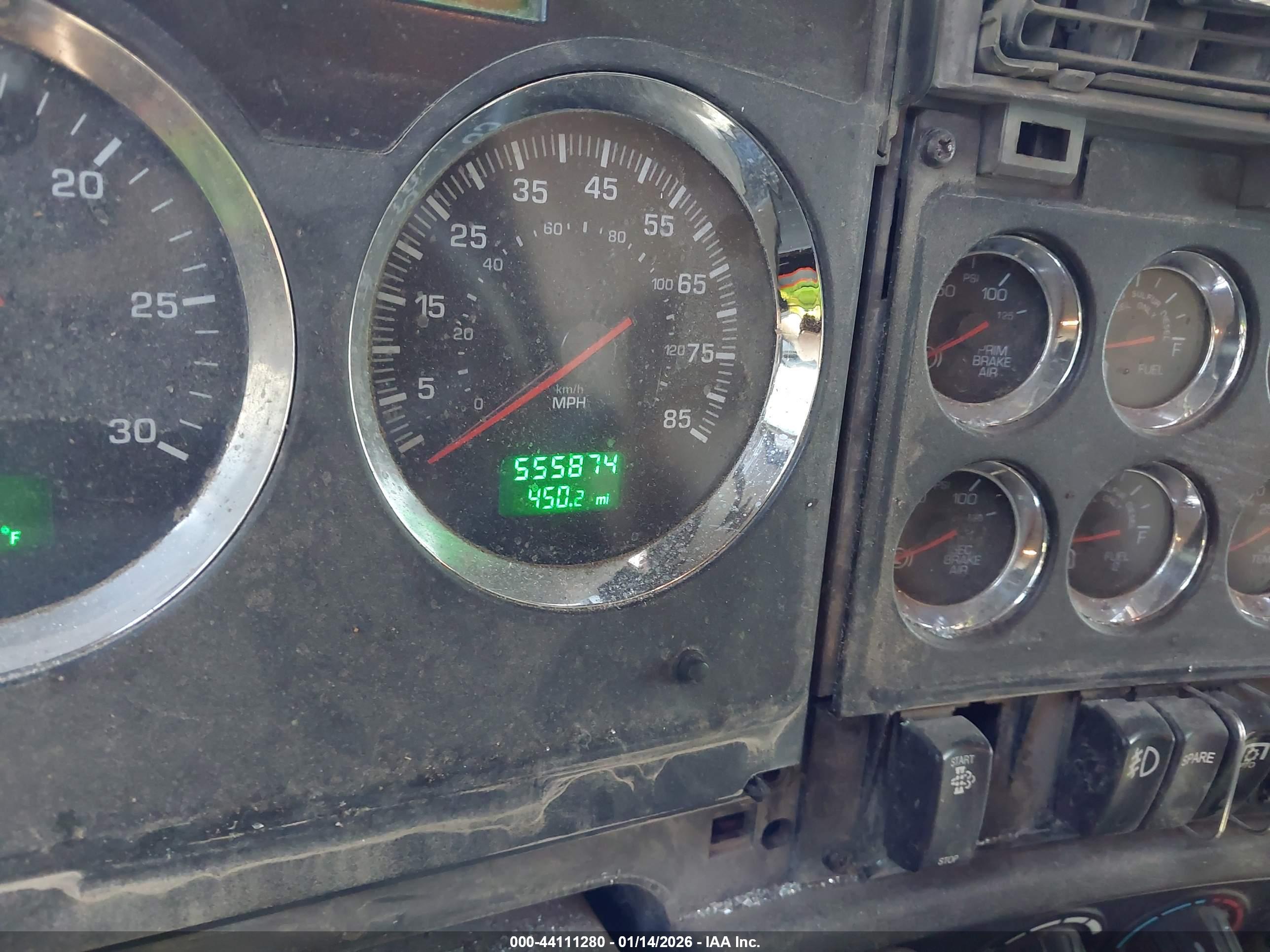 KENWORTH CONSTRUCTION image 6