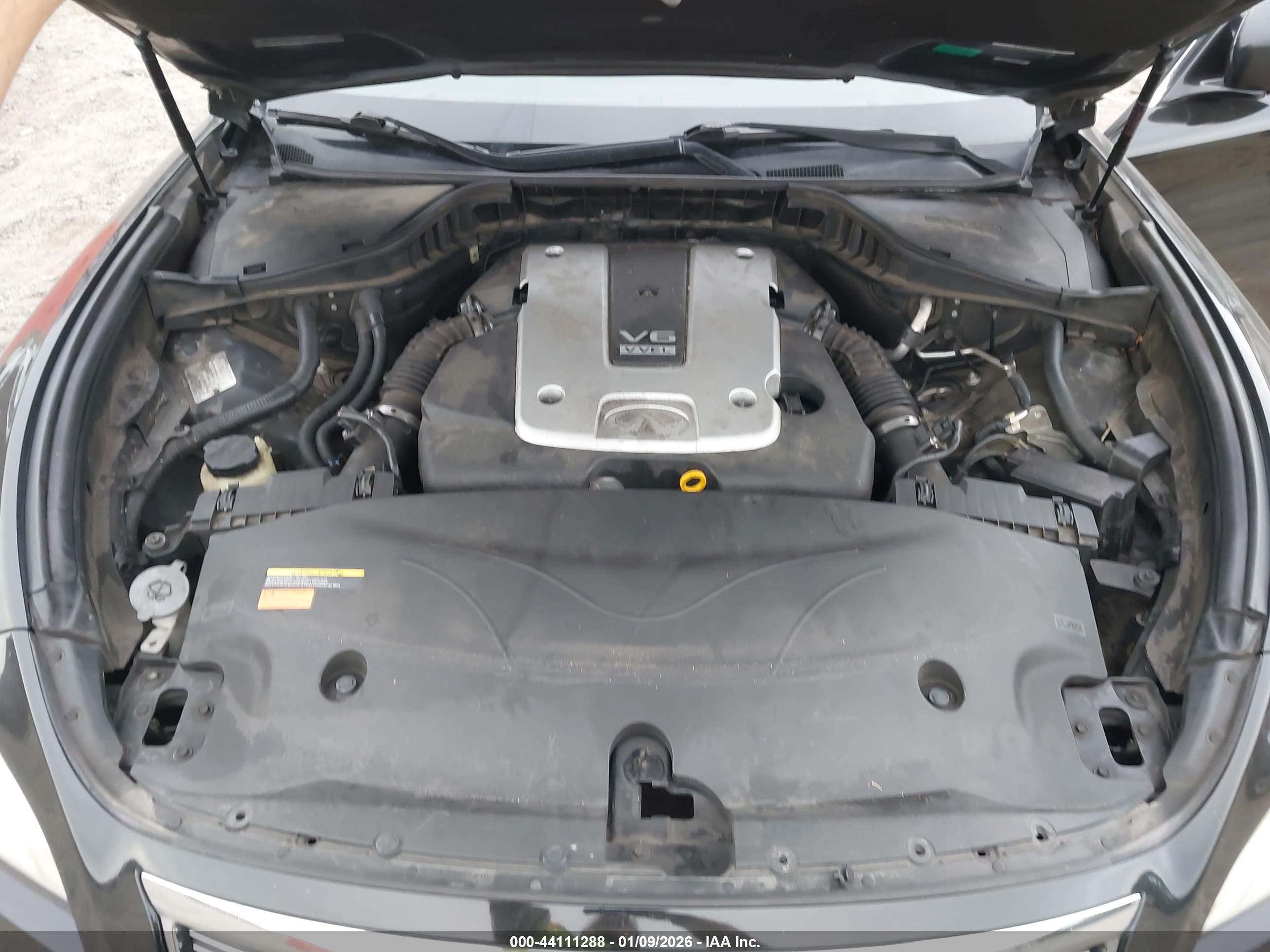 INFINITI M37 image 10