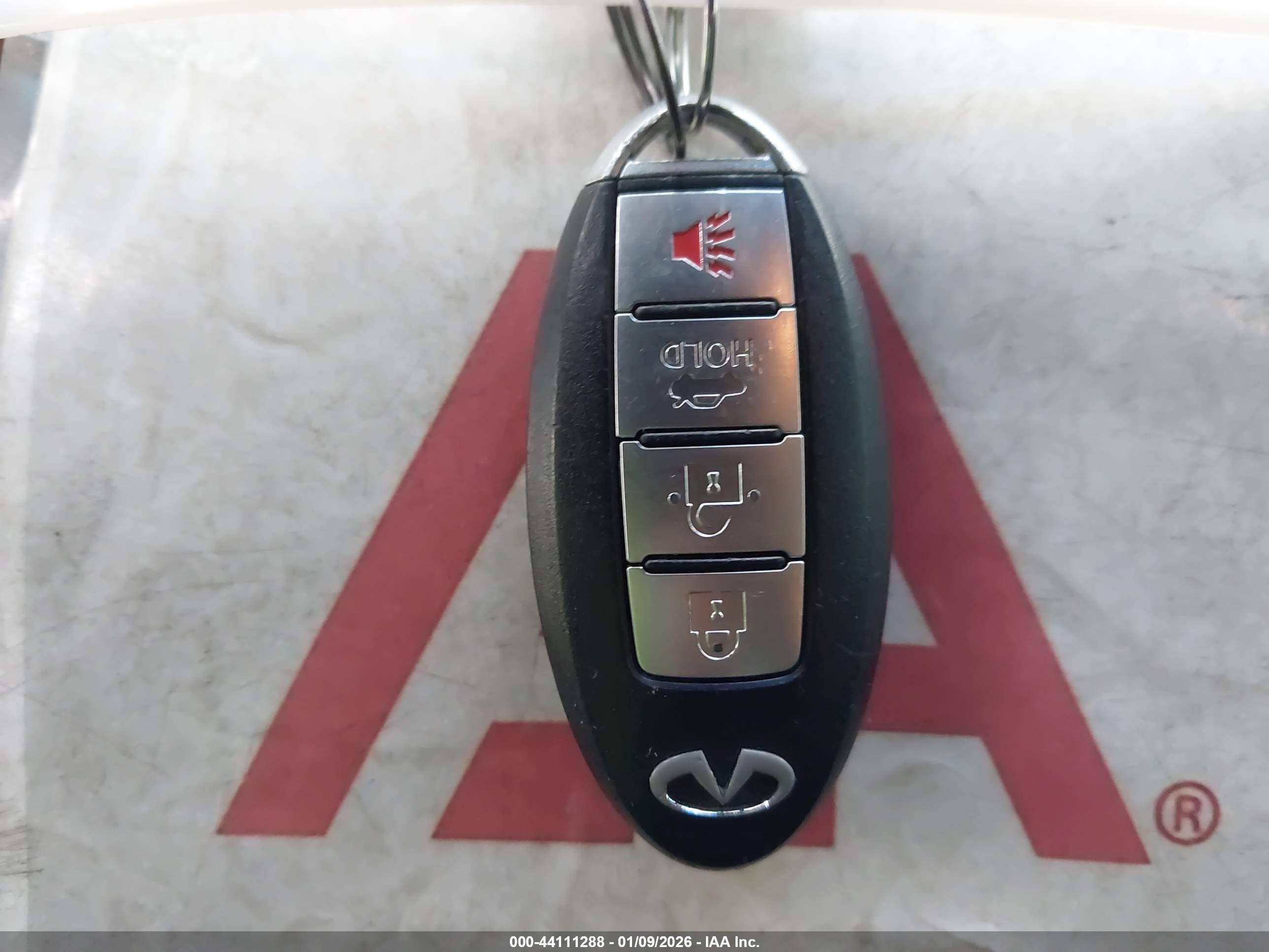 INFINITI M37 image 11