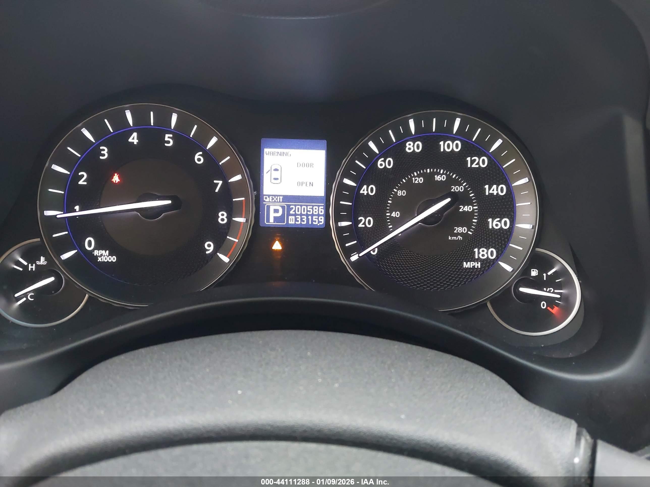 INFINITI M37 image 7