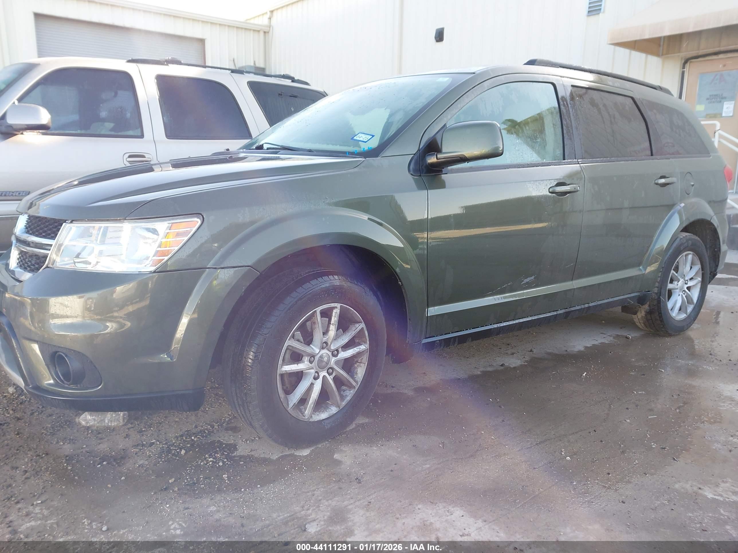DODGE JOURNEY image 2