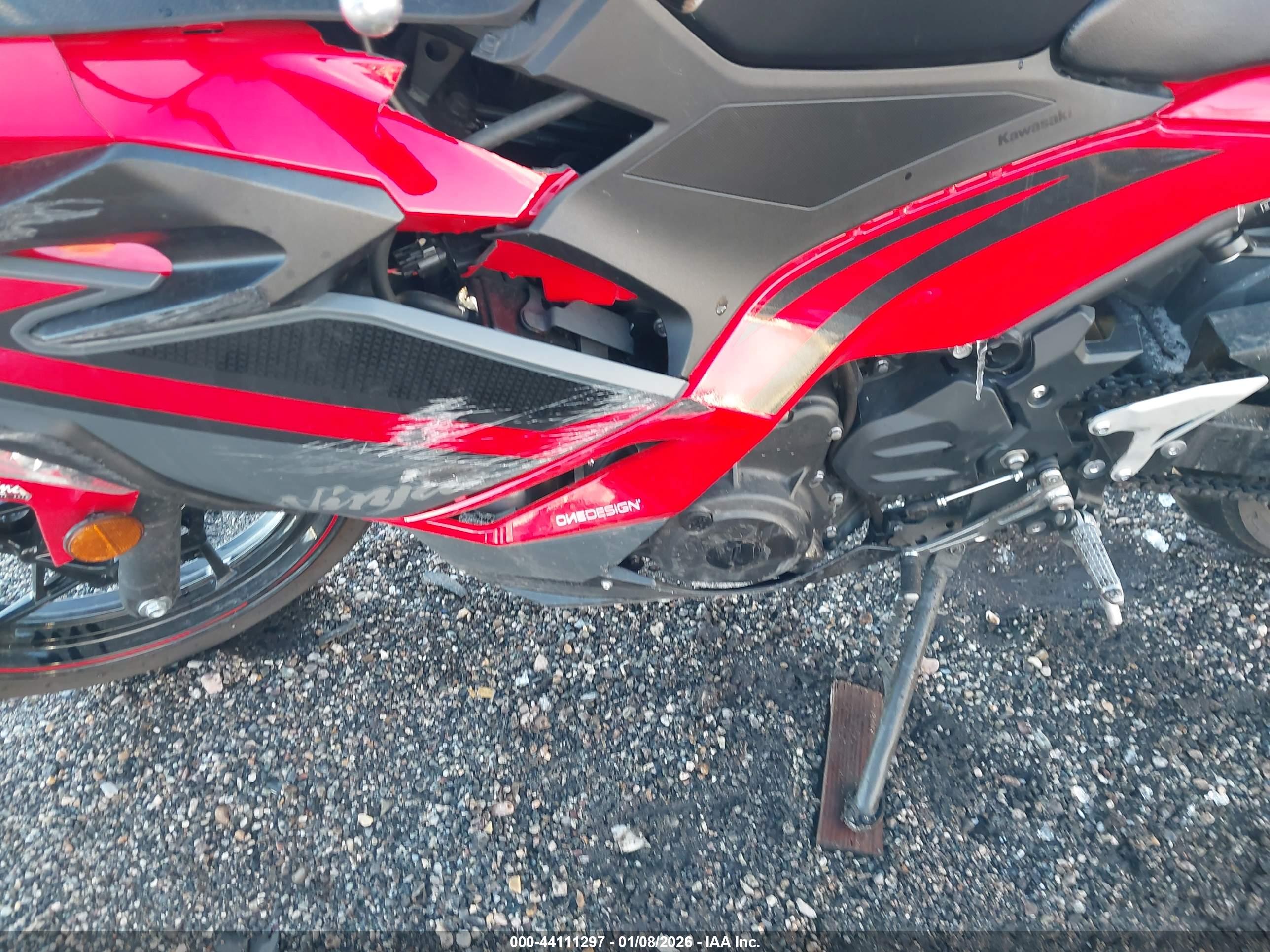 KAWASAKI EX500 image 9