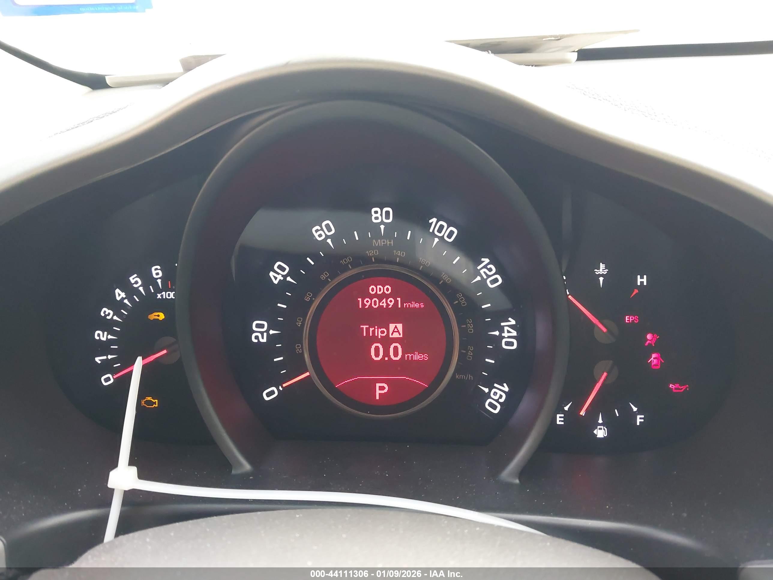 KIA SPORTAGE image 7