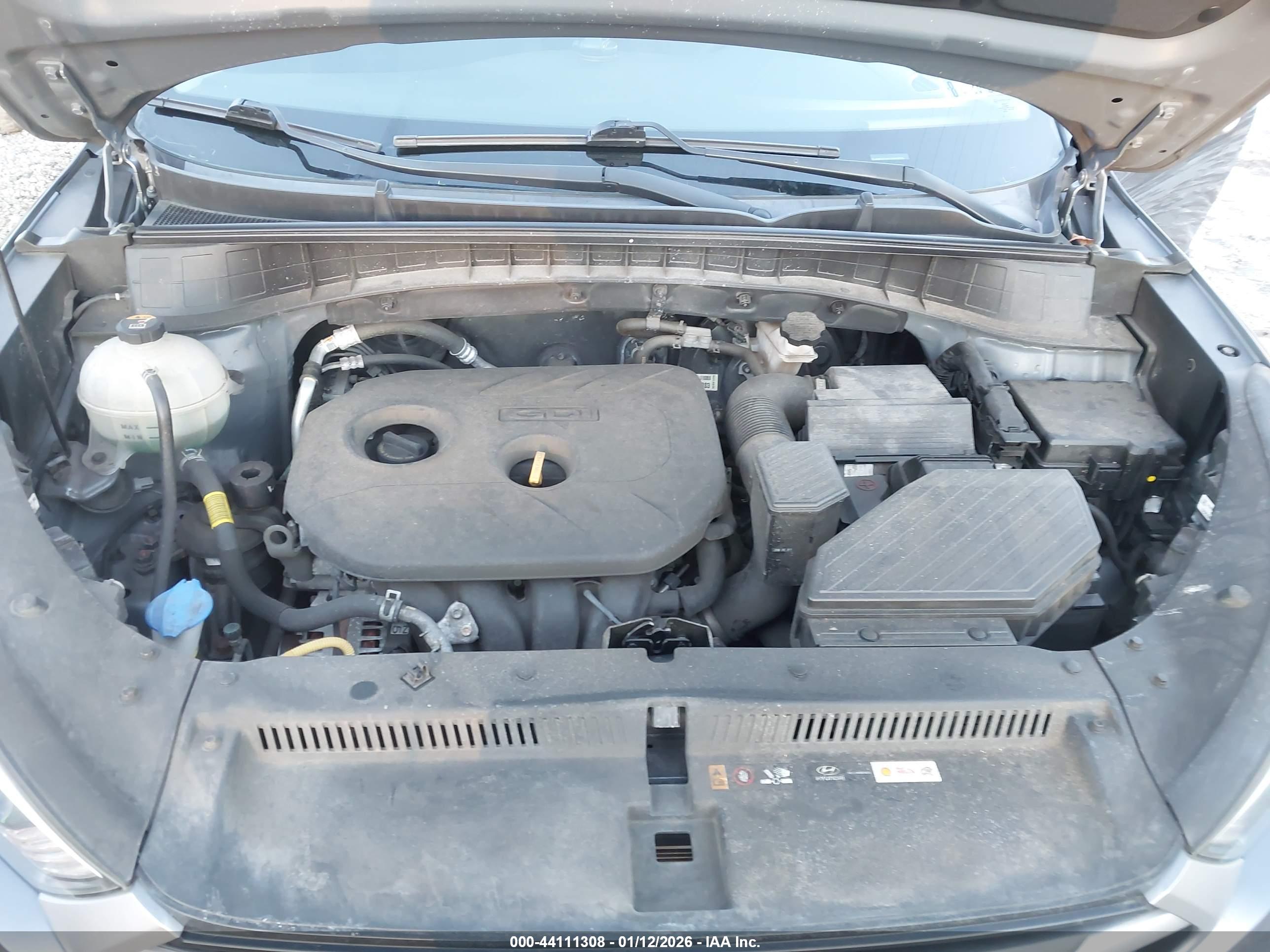HYUNDAI TUCSON image 10